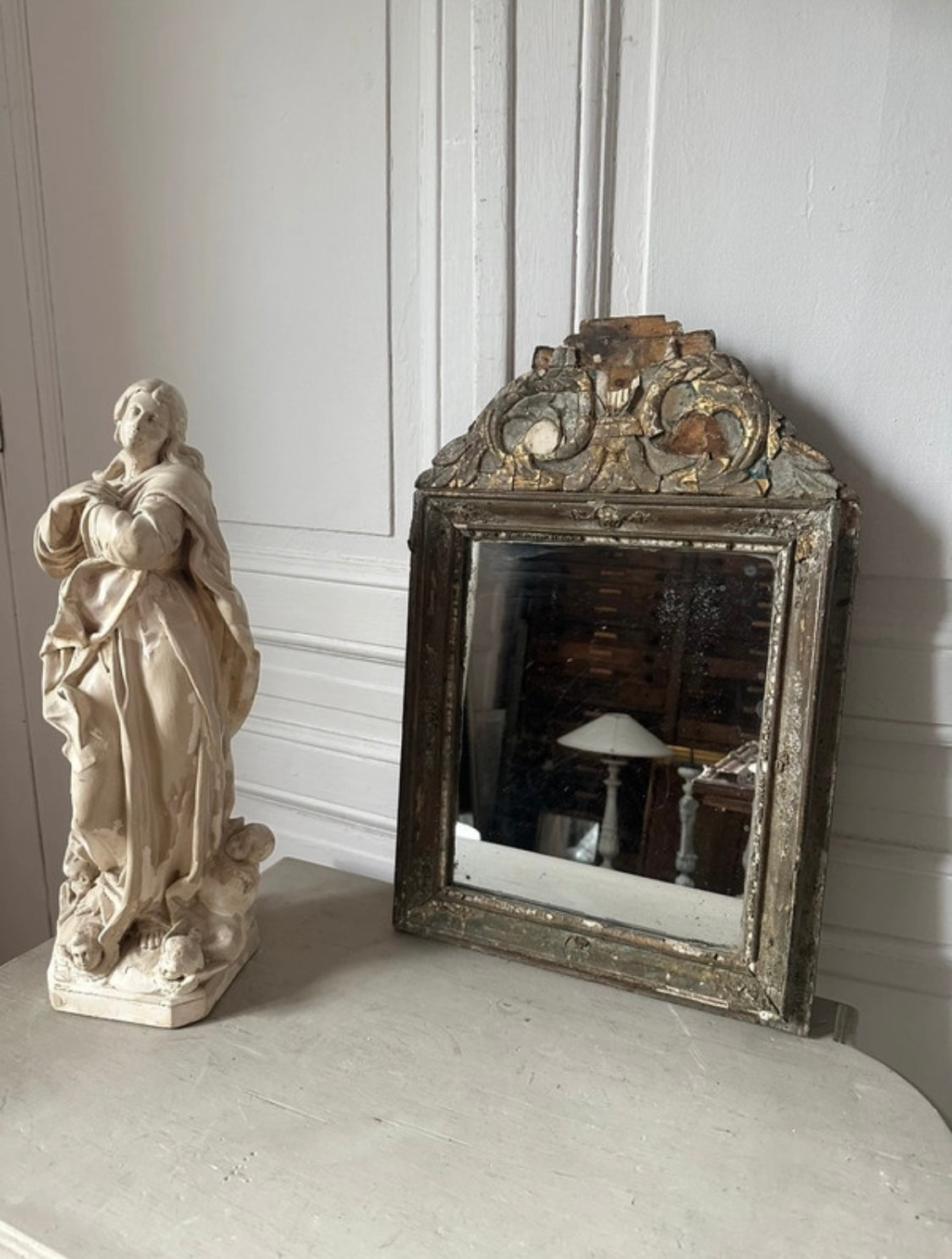 Miroir à fronton