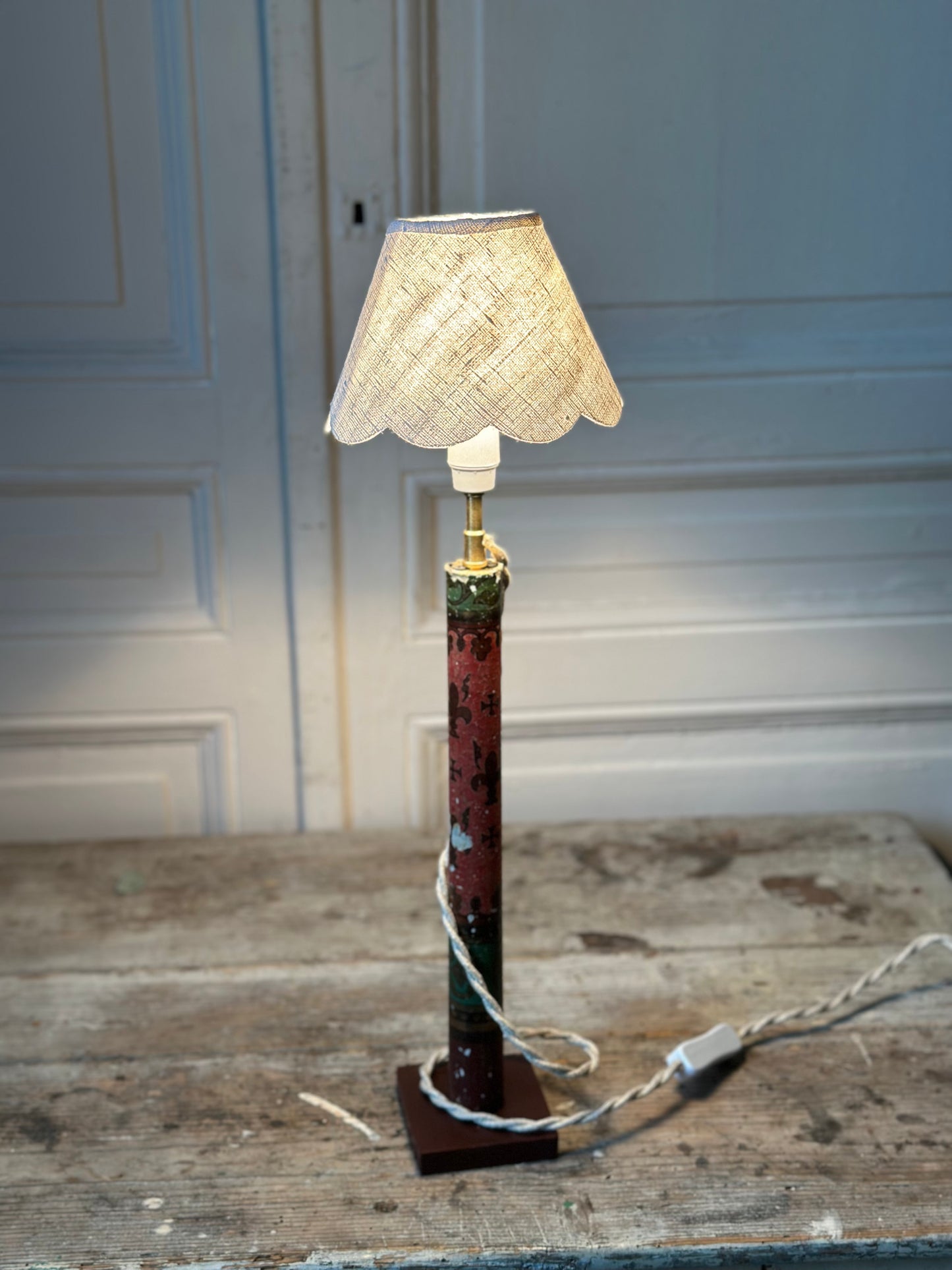 Lampe porte cierge