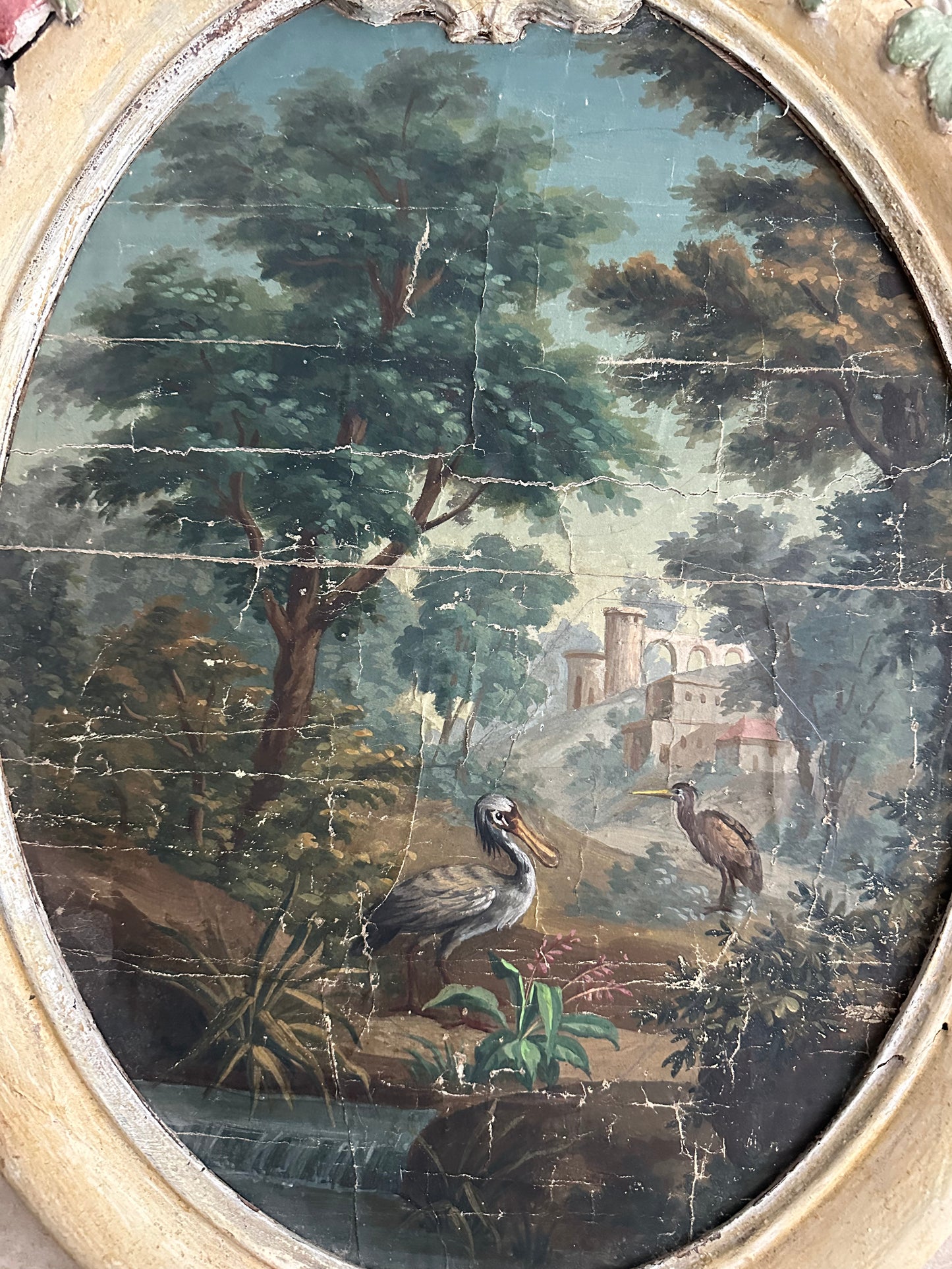 Ancien fronton de porte