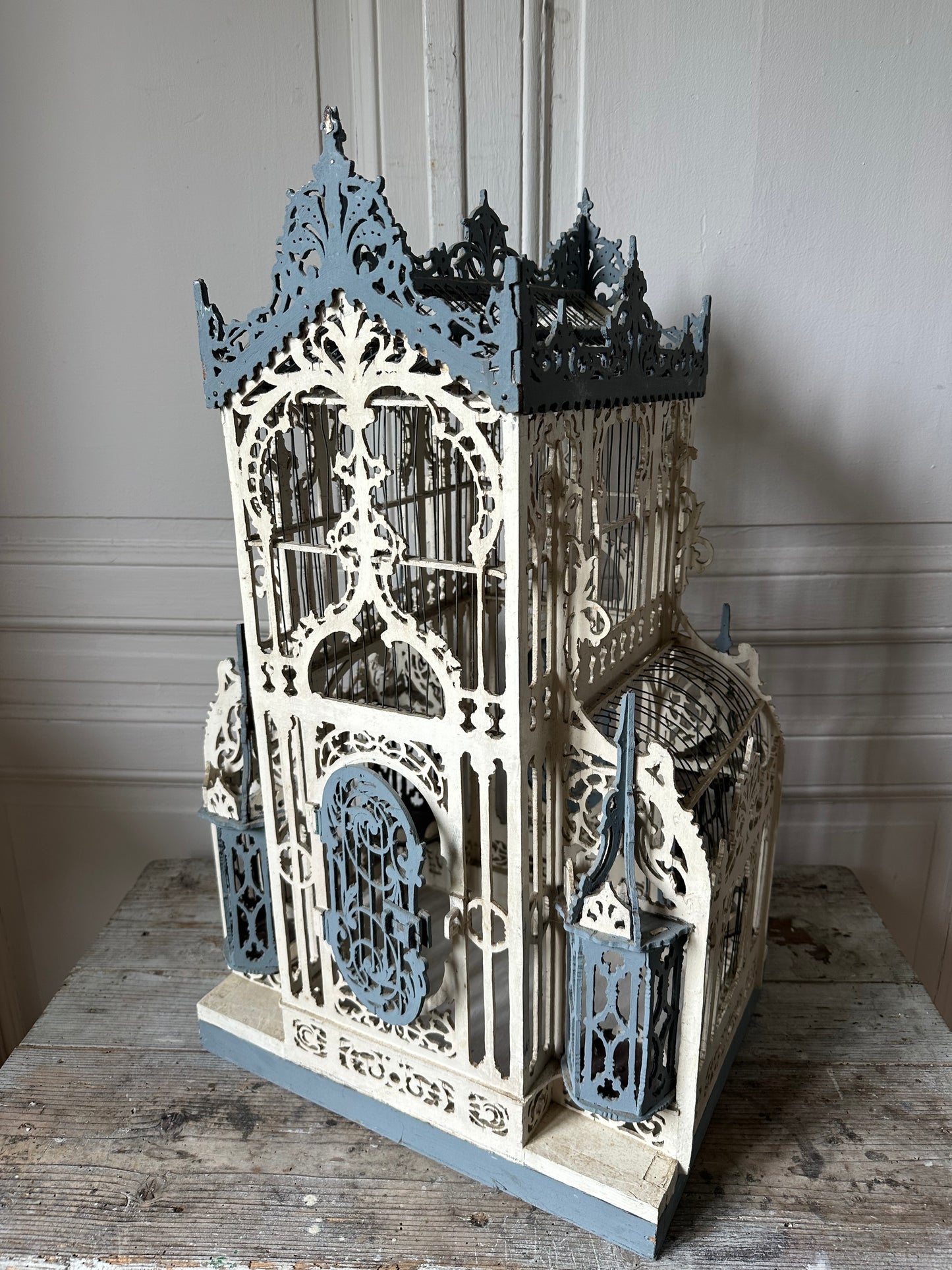 Cage décorative