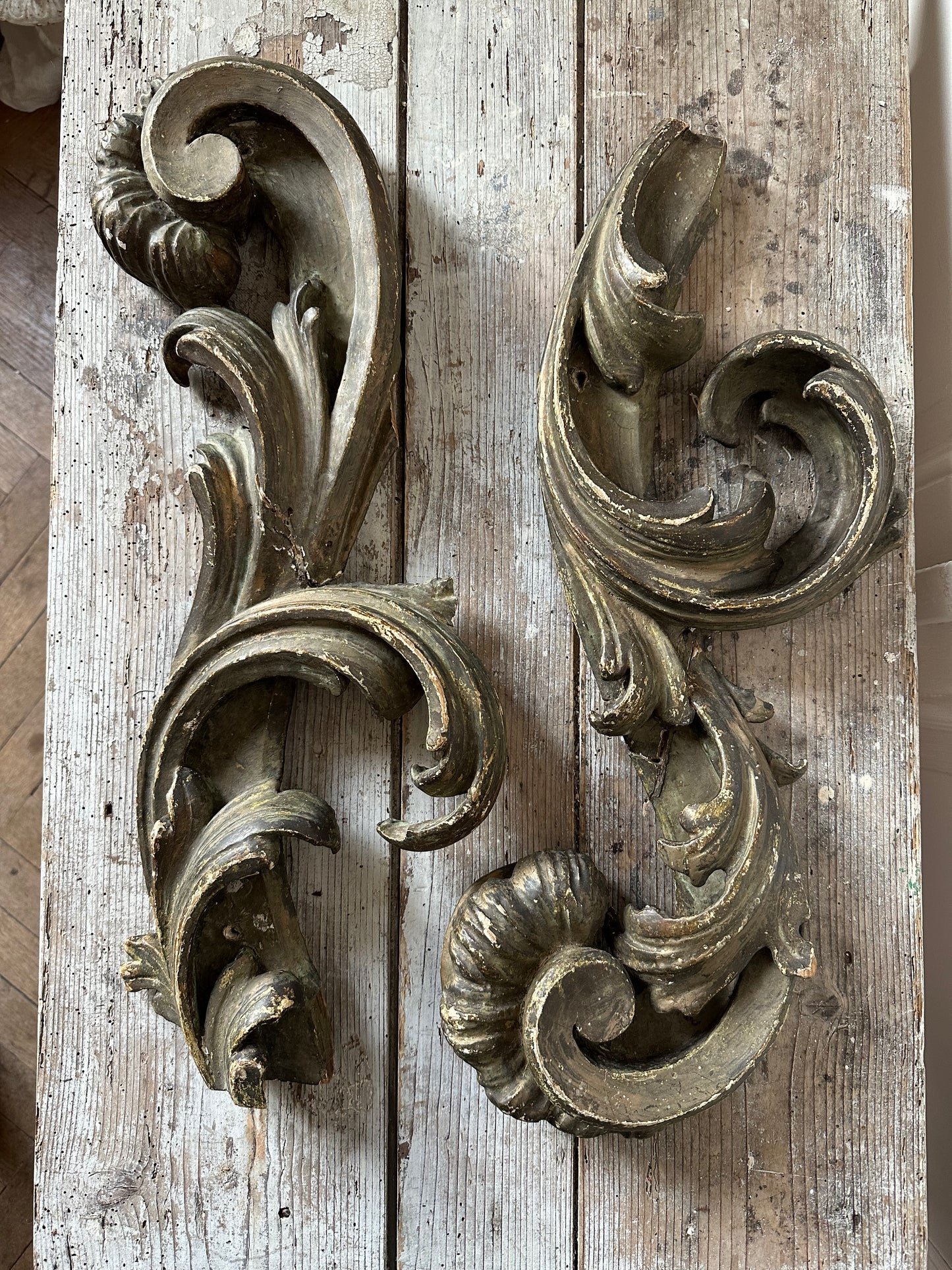 Boiserie feuilles d’acanthe