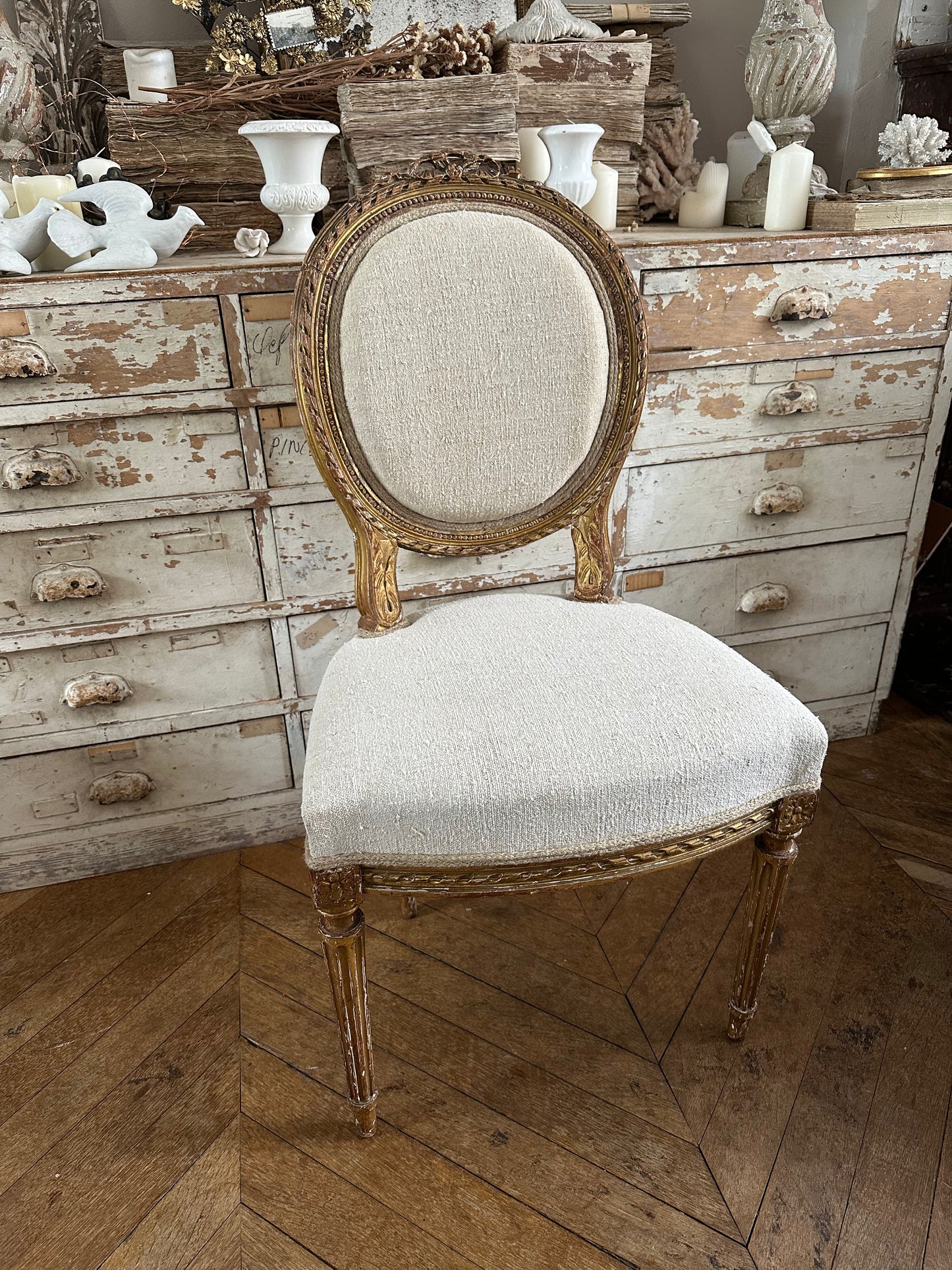 Chaise médaillon