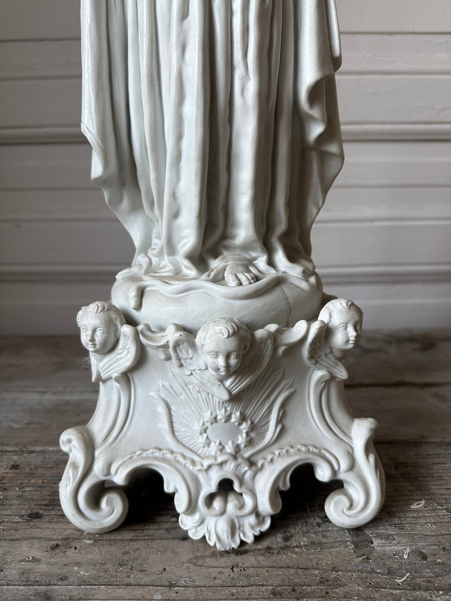 Vierge aux mains coupées