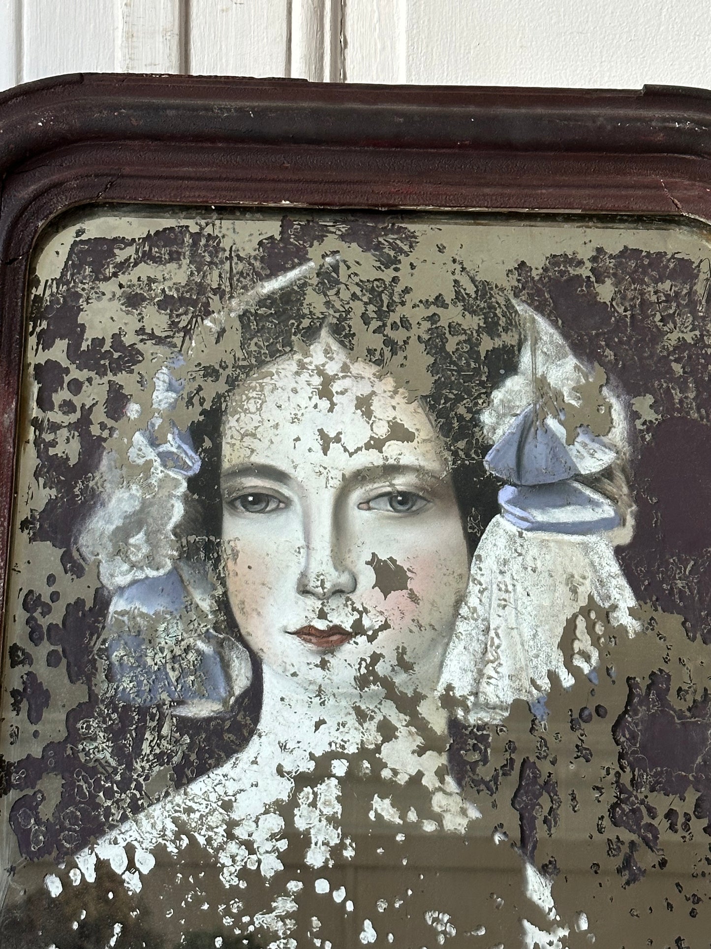 Le fantôme du miroir