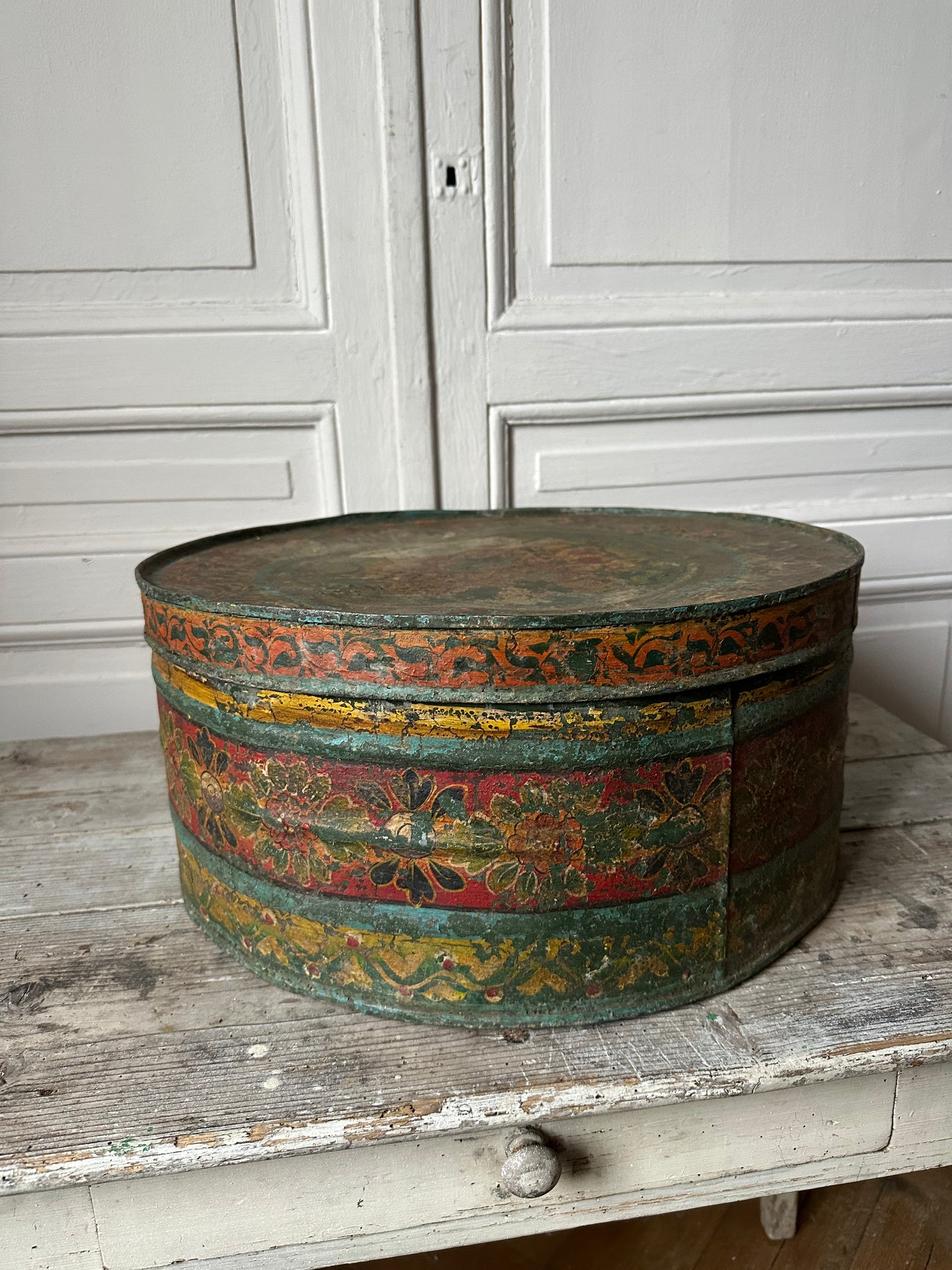 Boîte polychrome