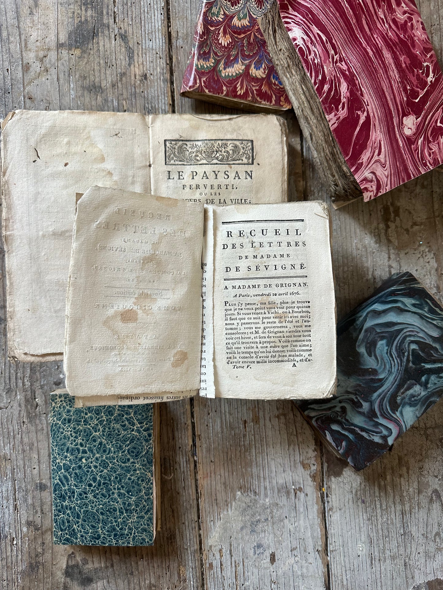 Livres colorés