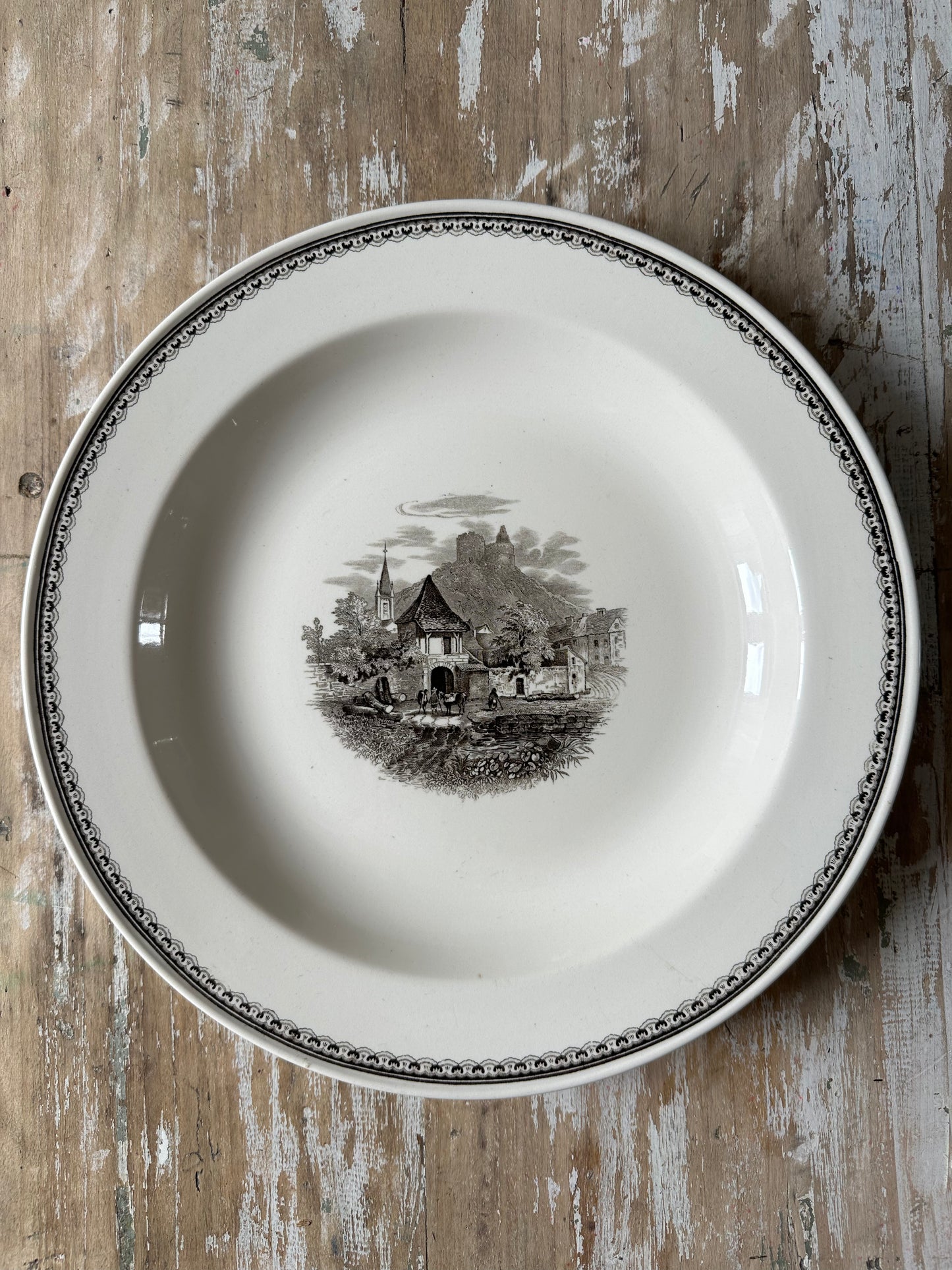 Plat creux