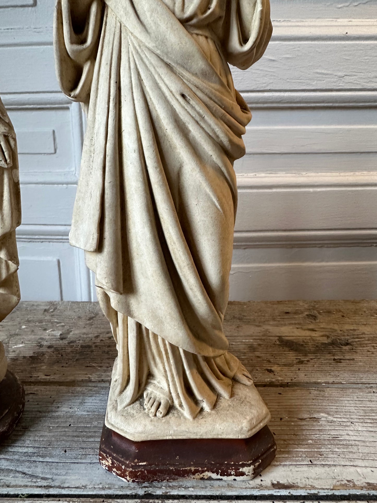Paire de statues religieuses