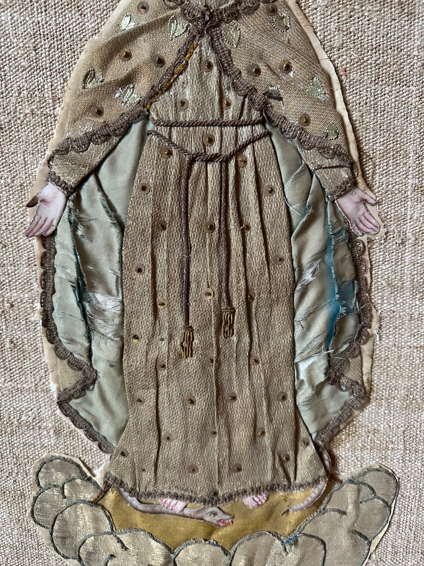Broderie XVIII eme siècle