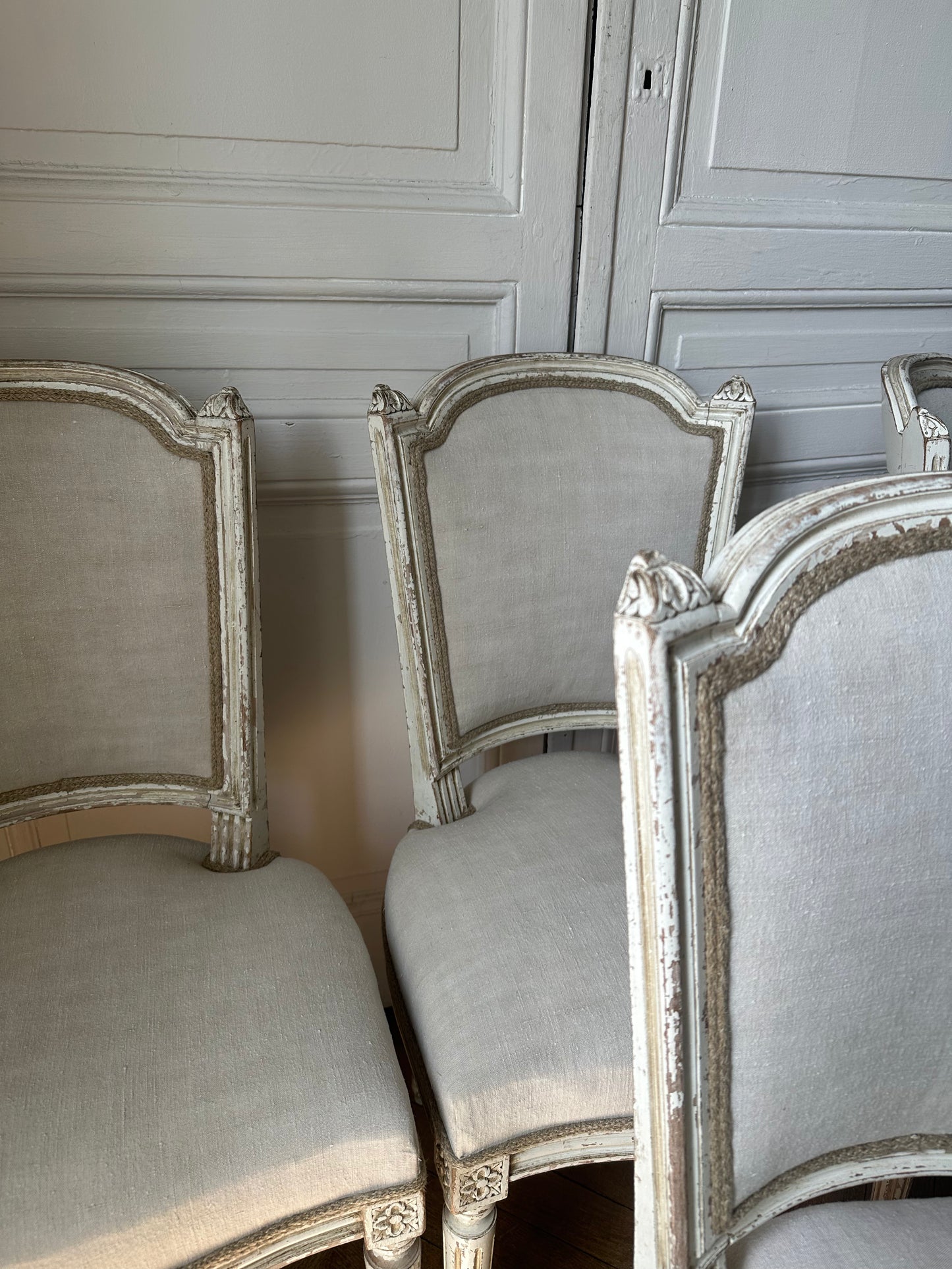 4 chaises