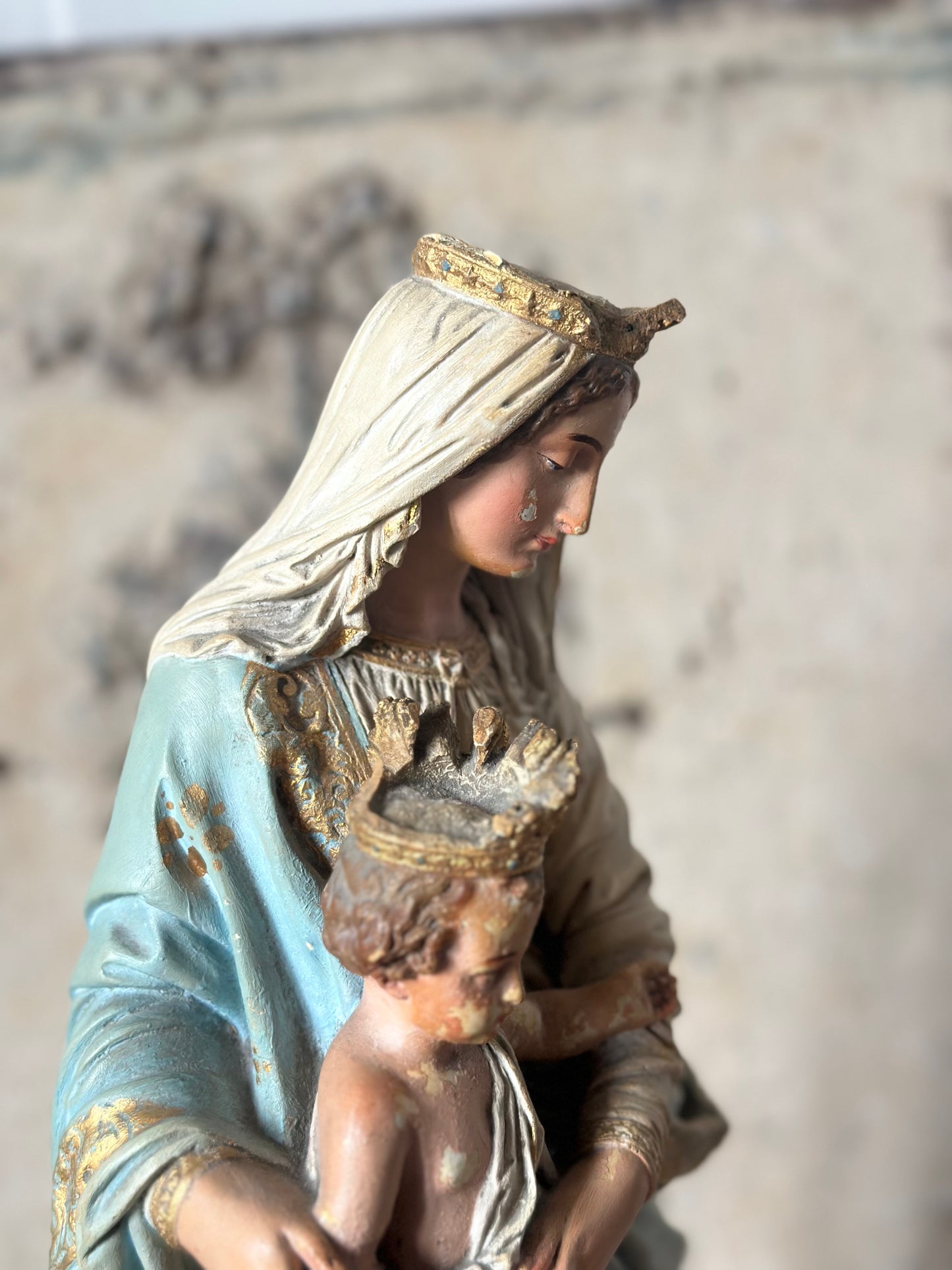 Vierge à l’enfant