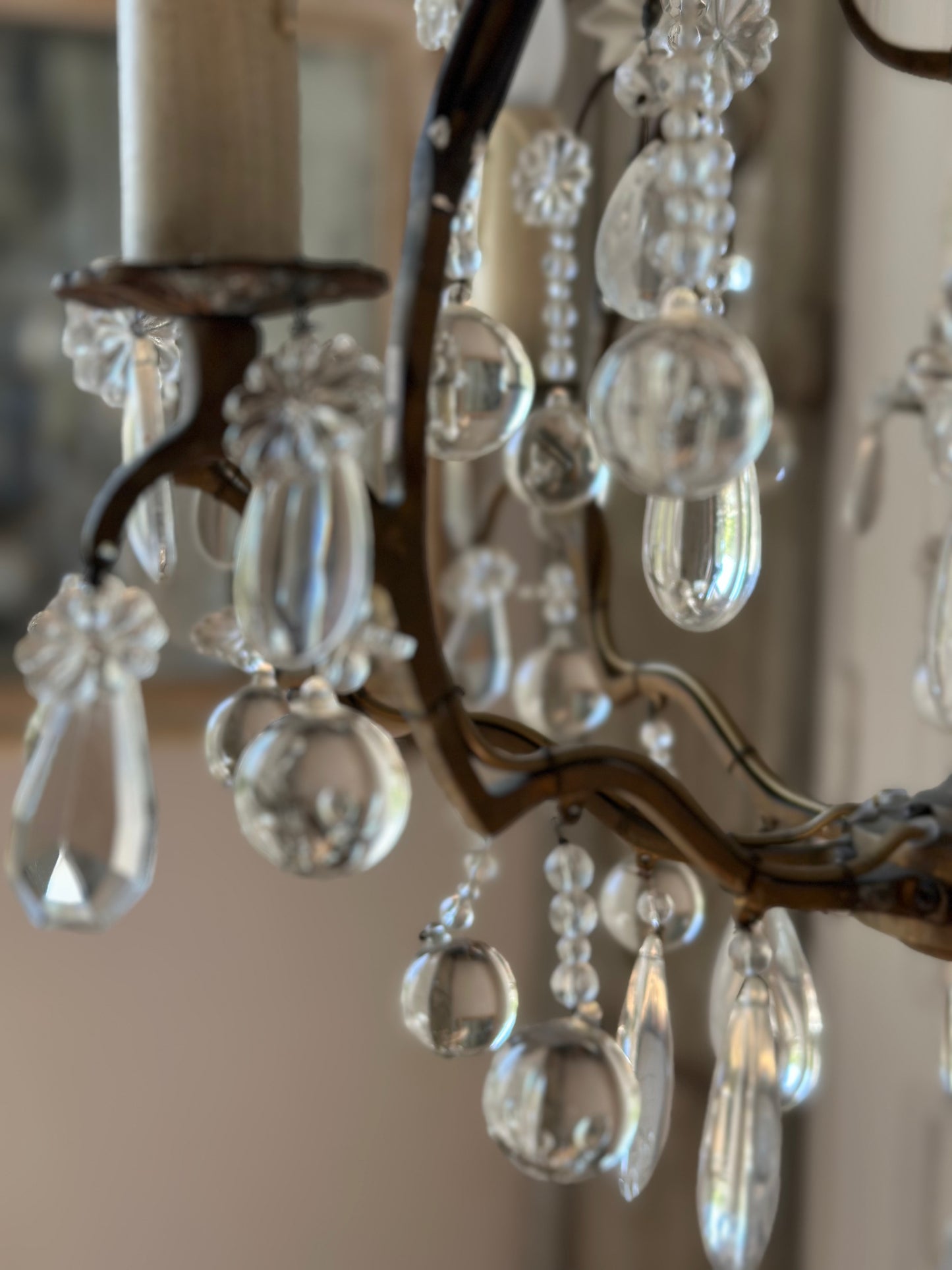Lustre aux gouttes d’eau