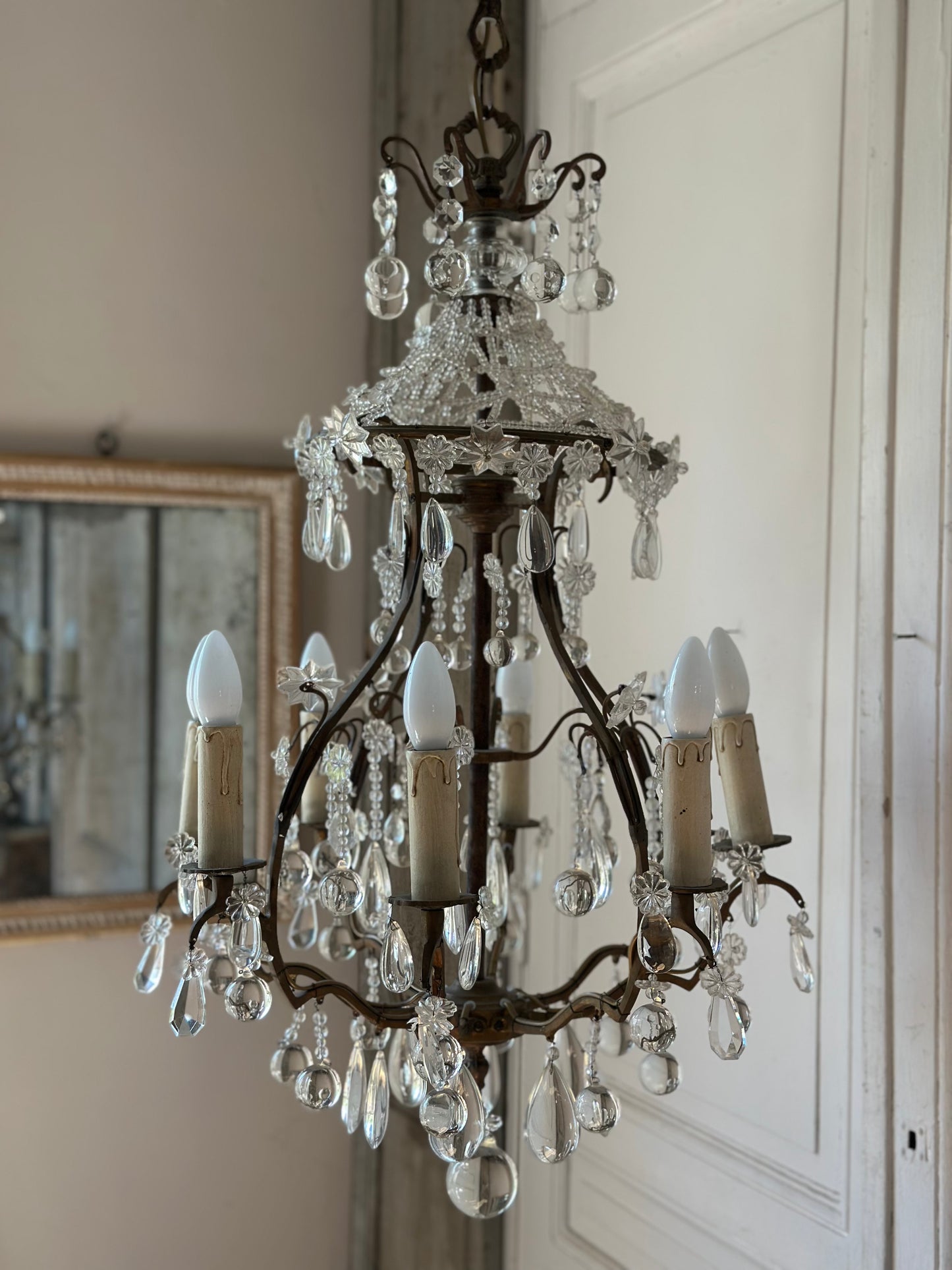 Lustre aux gouttes d’eau