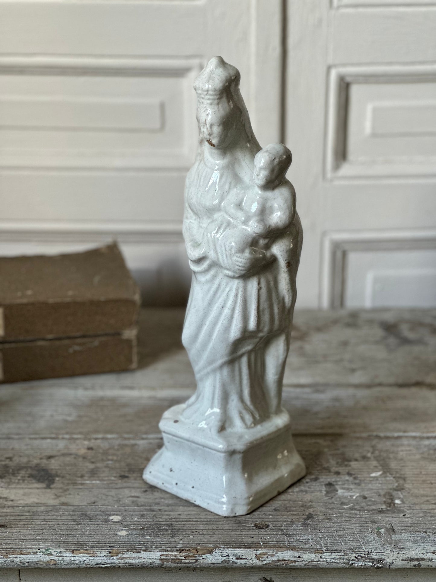 Vierge à l’enfant