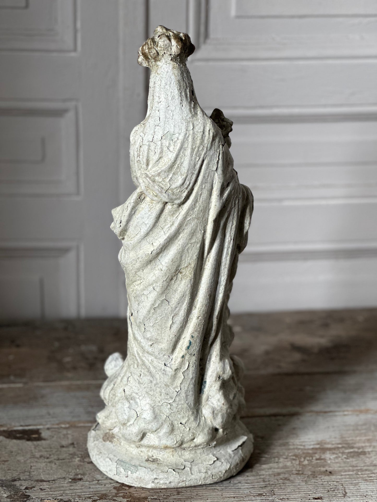 Vierge à l’enfant