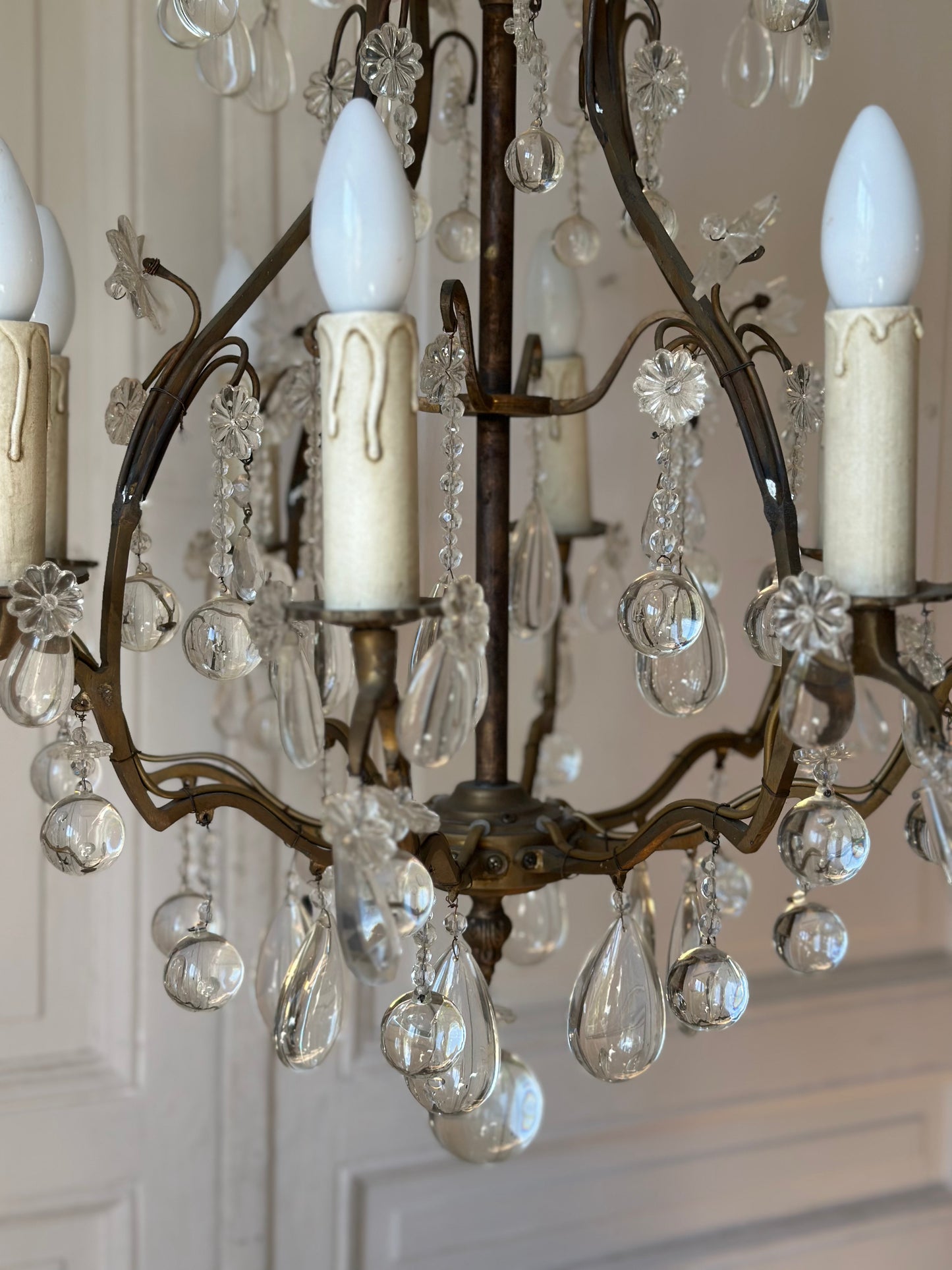 Lustre aux gouttes d’eau