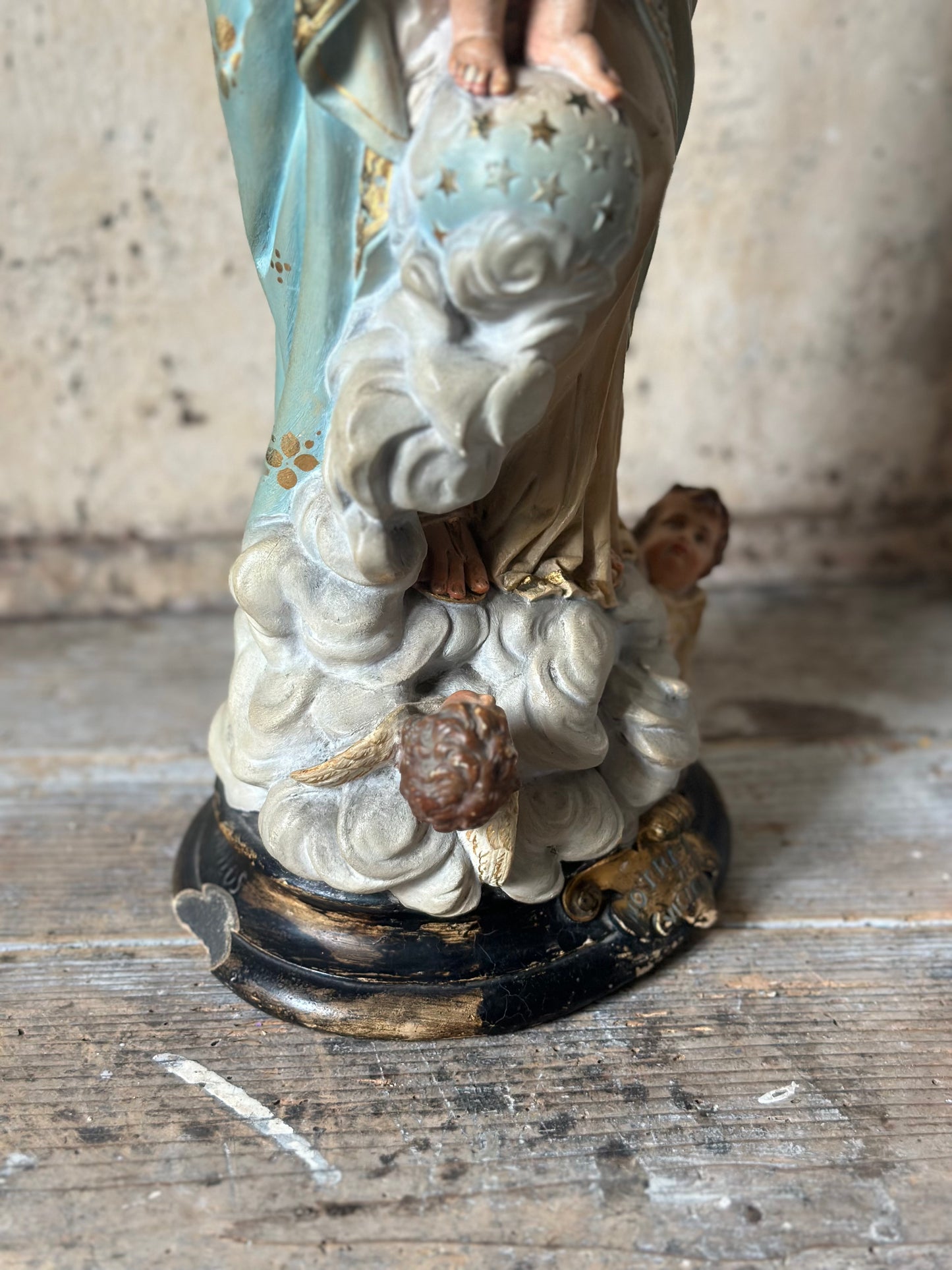 Vierge à l’enfant