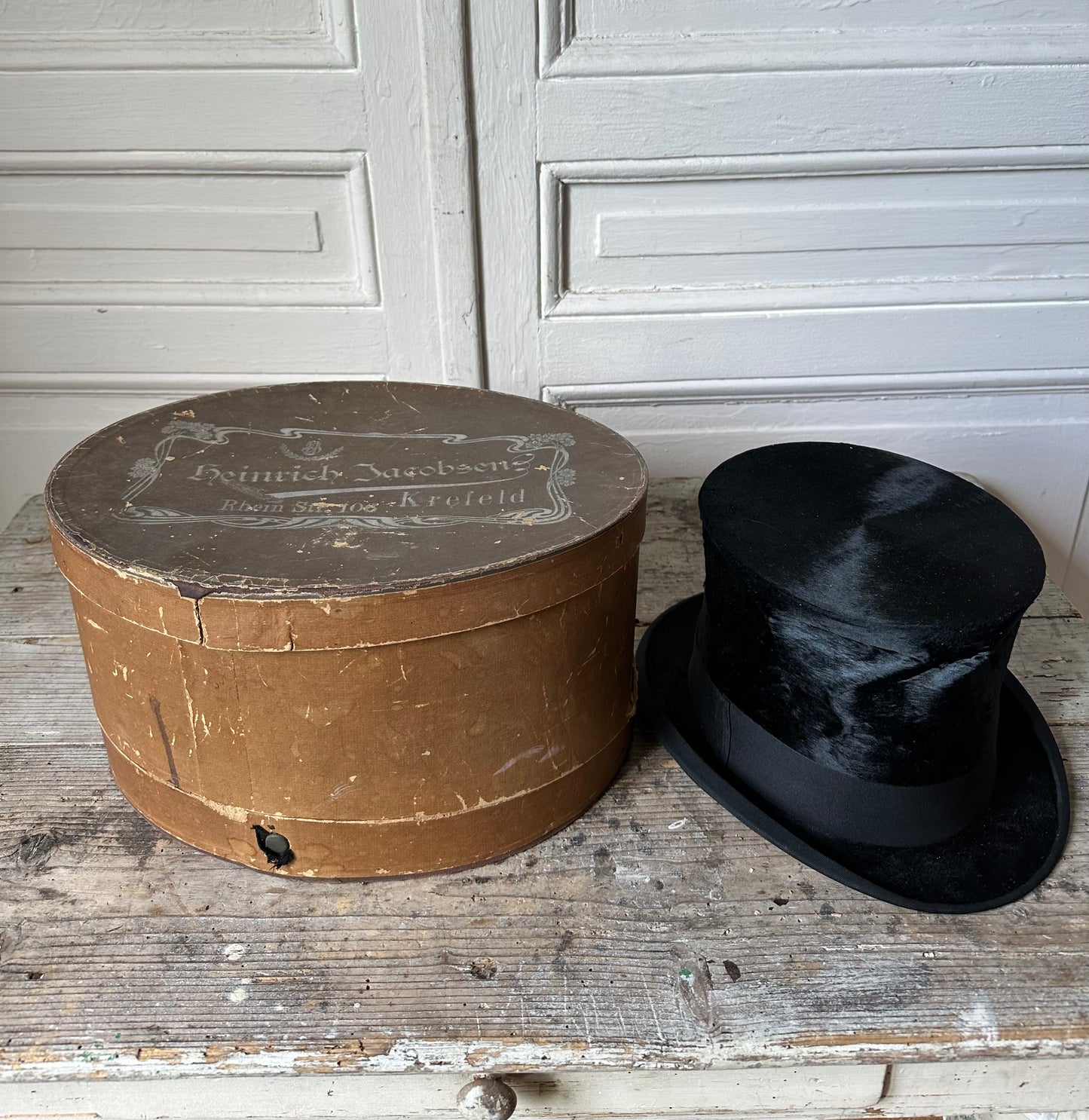 Boîte à chapeau