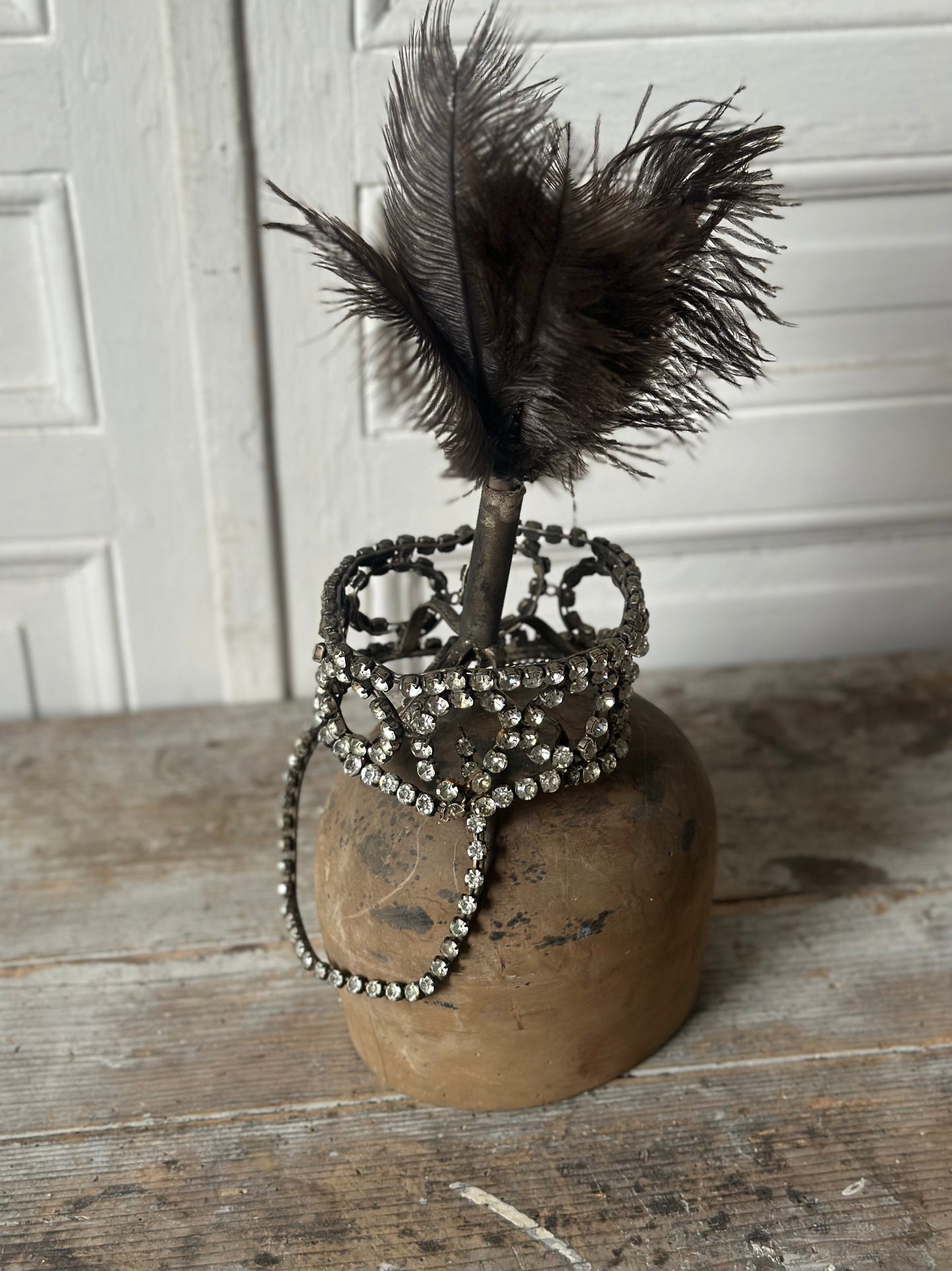 Coiffe à plumes