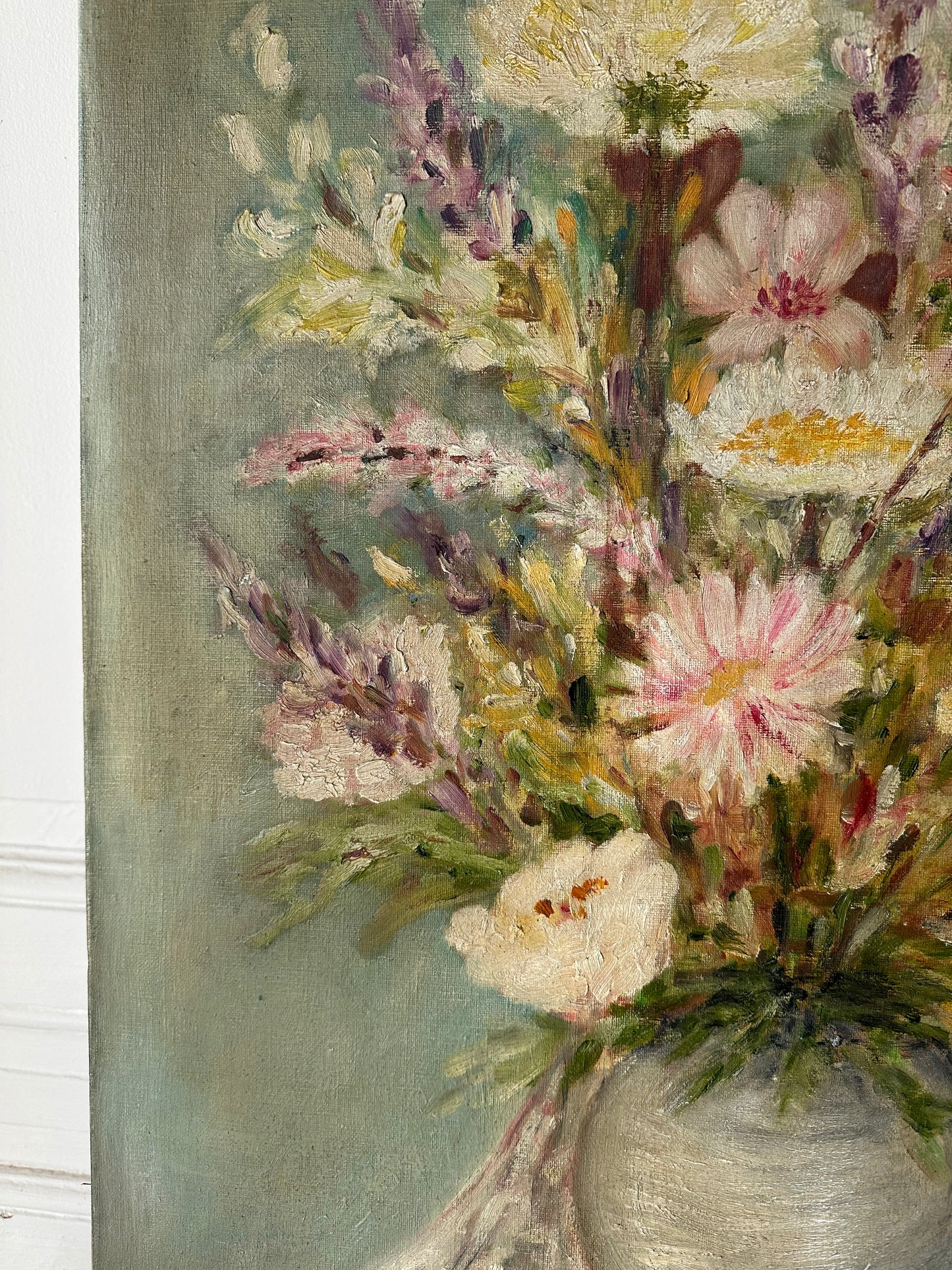 Bouquet sur la chaise