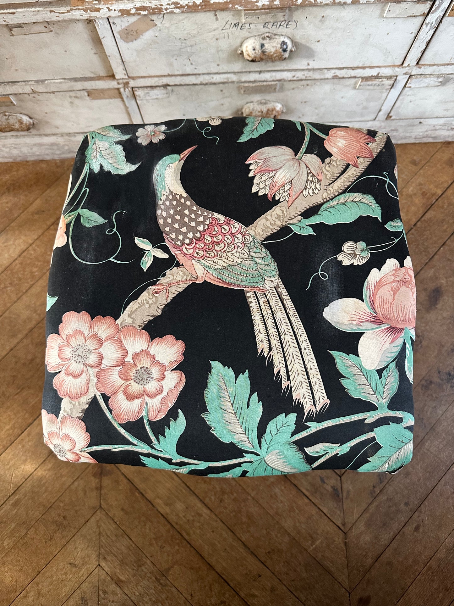 Tabouret oiseau