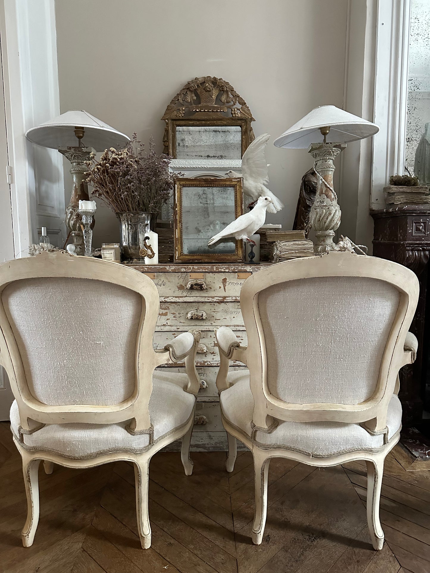 Paire de fauteuils Louis XV