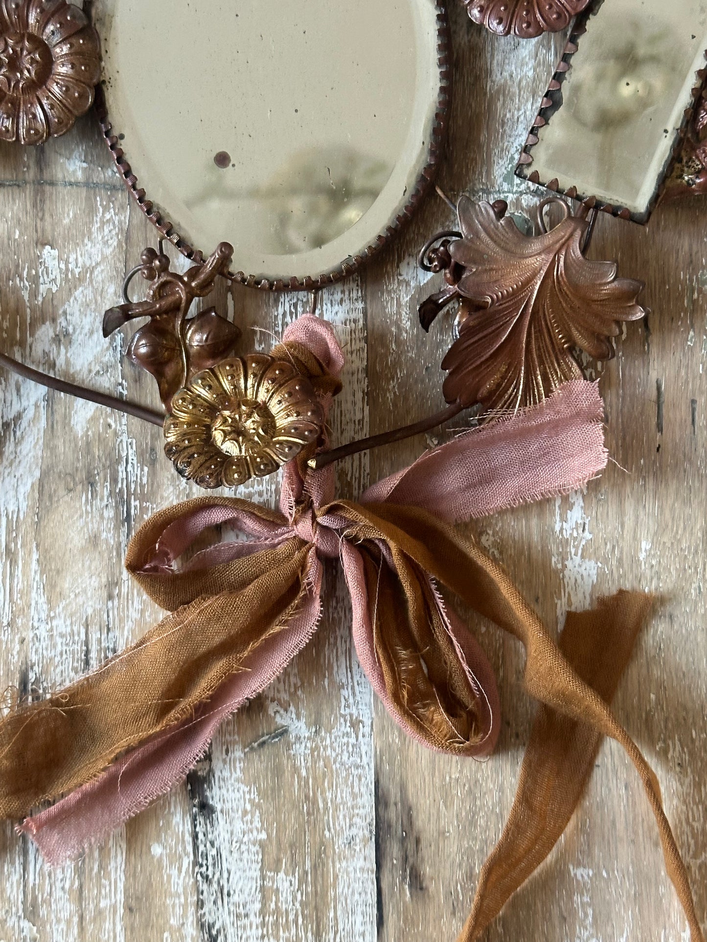 Colombe aux miroirs