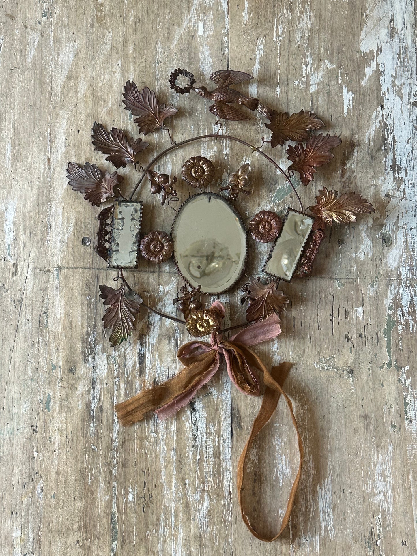 Colombe aux miroirs