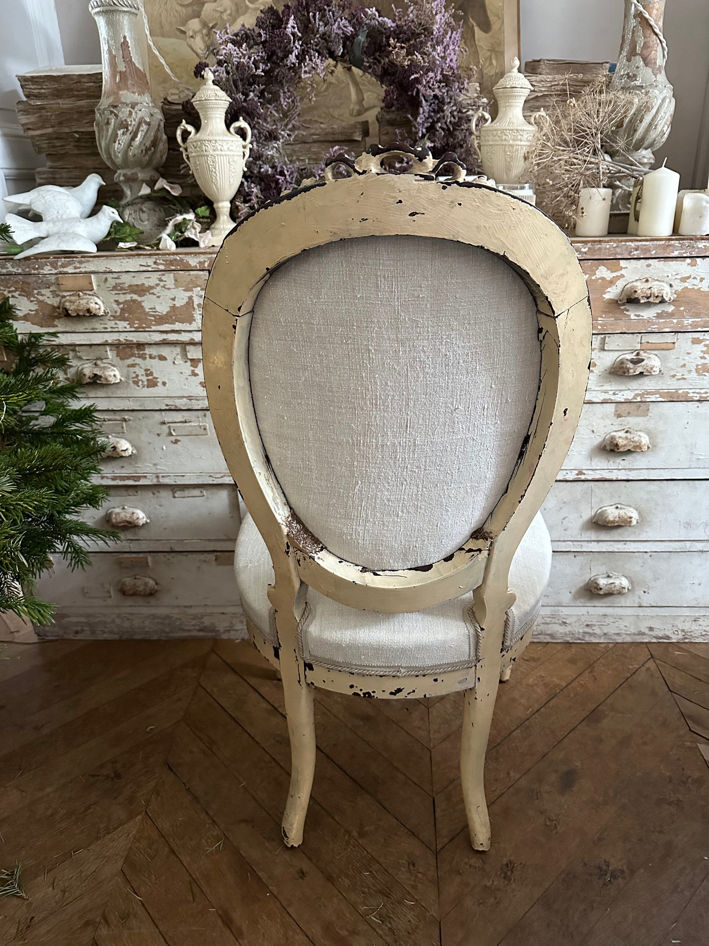 Chaise médaillon