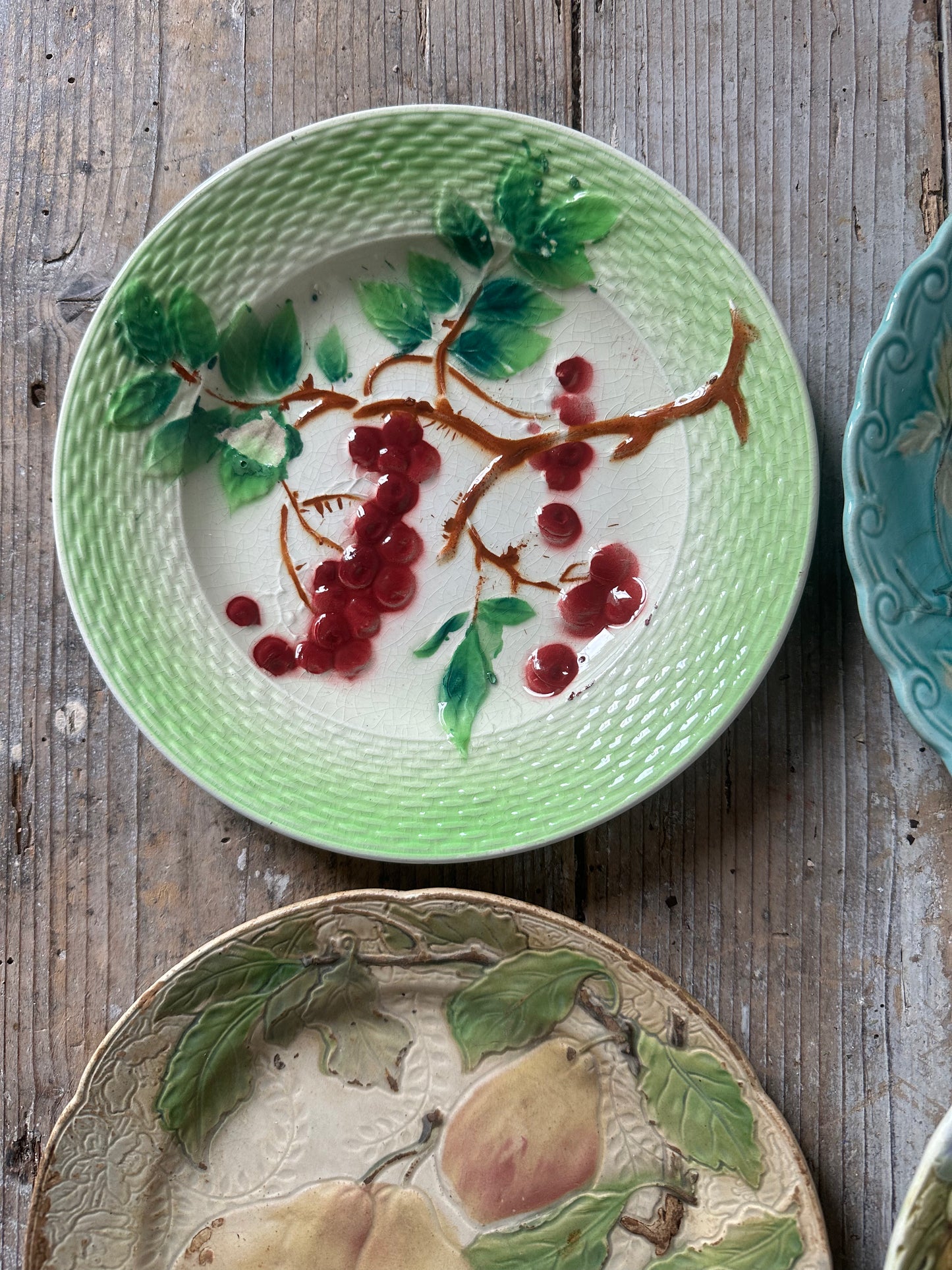 Assiettes barbotine