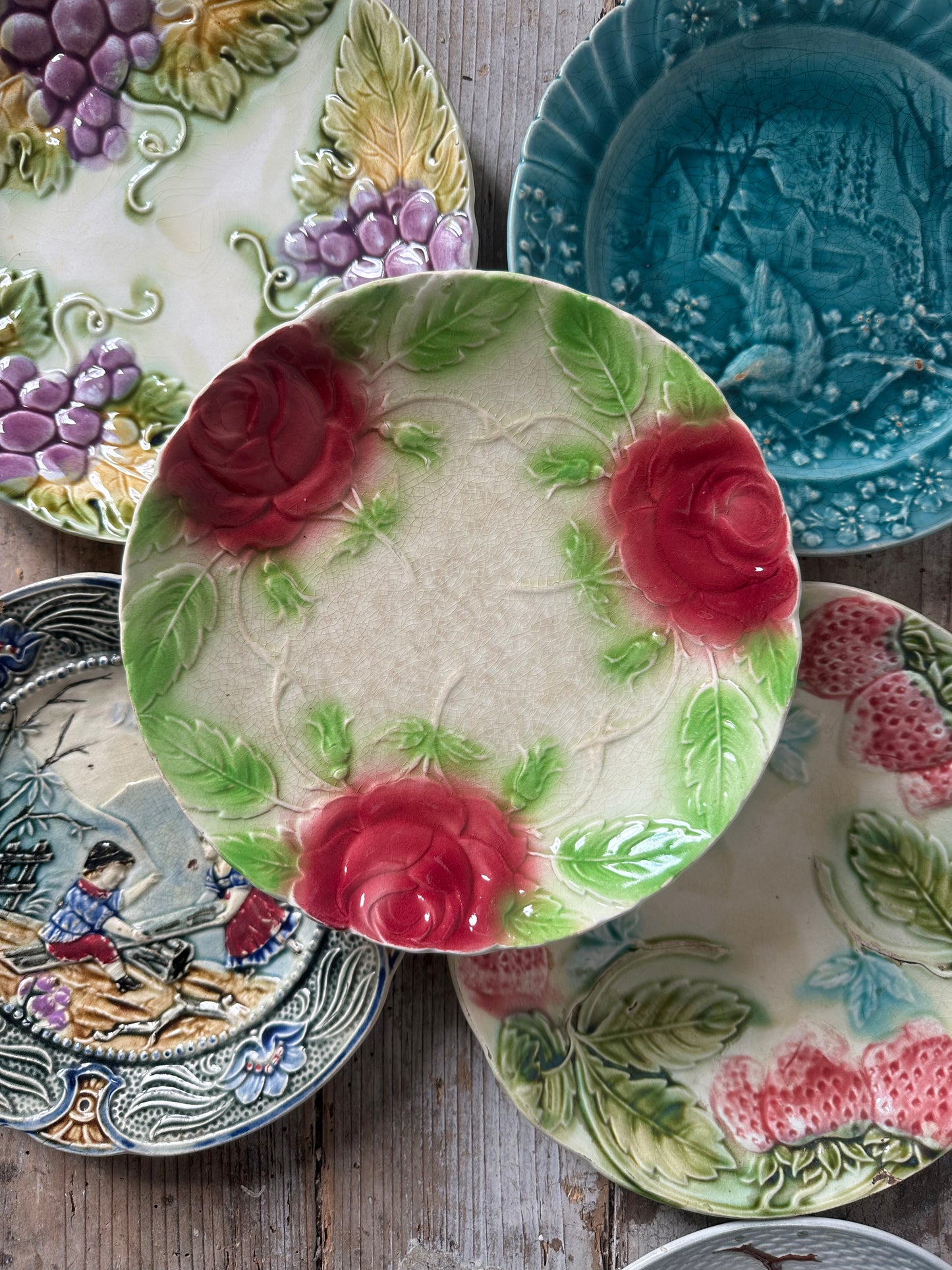 Assiettes barbotine