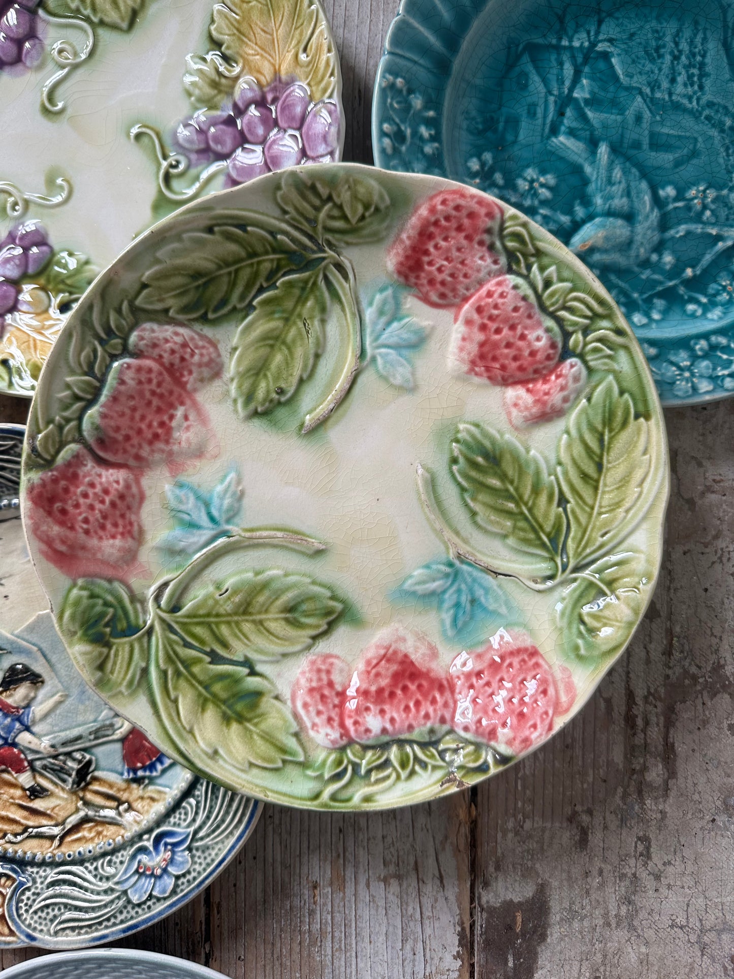 Assiettes barbotine