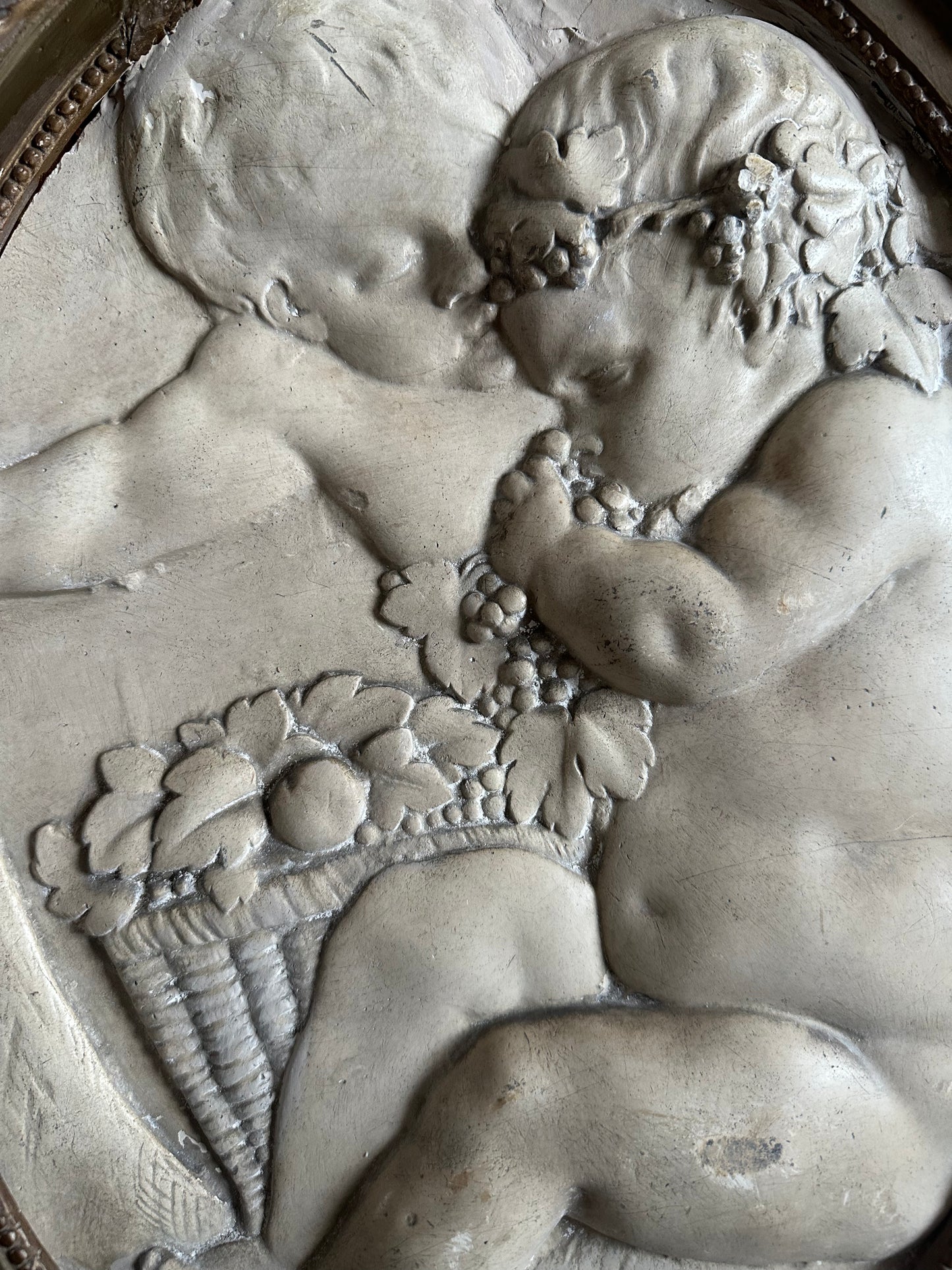 Médaillon aux chérubins