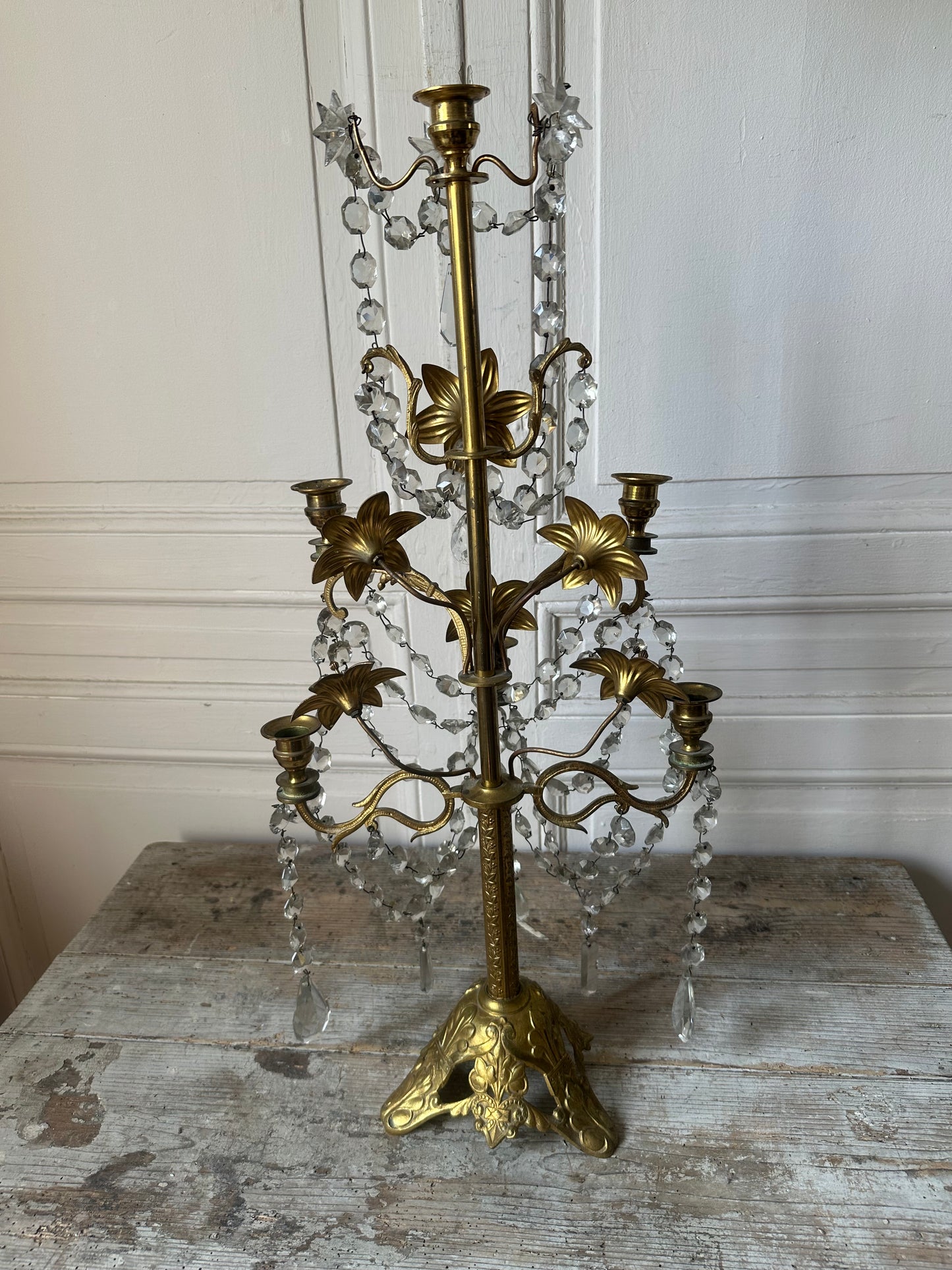 Girandole à fleurs de lys