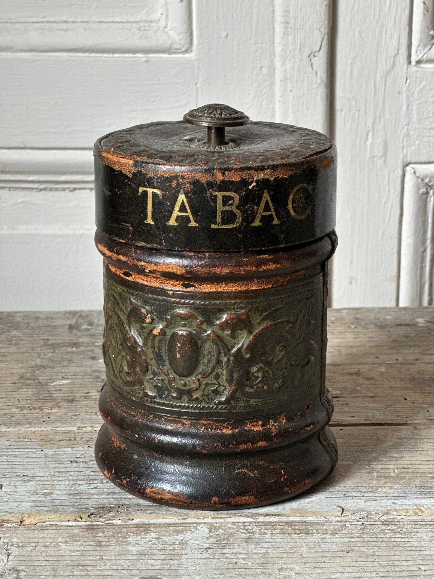 Pot à tabac