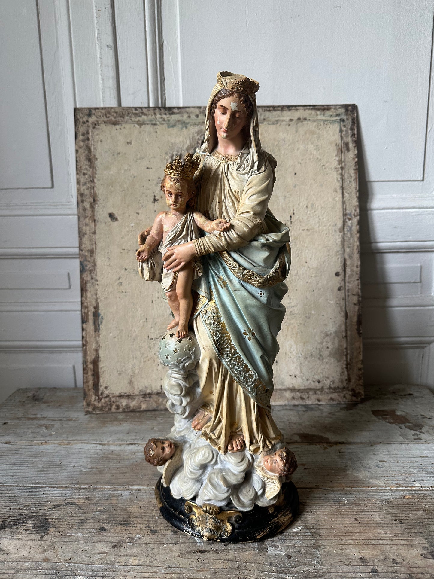 Vierge à l’enfant