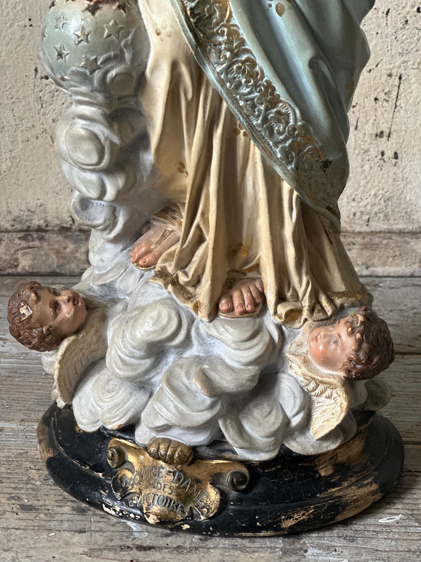Vierge à l’enfant