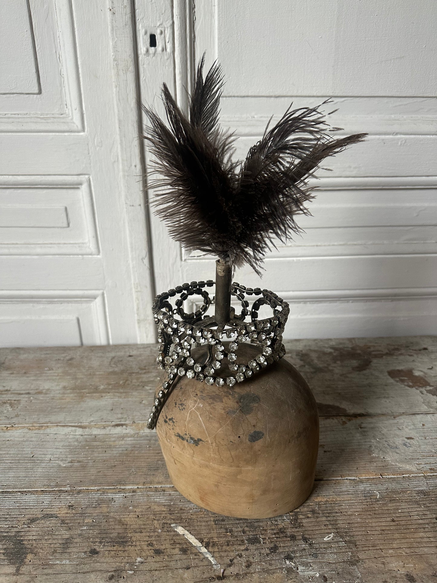 Coiffe à plumes