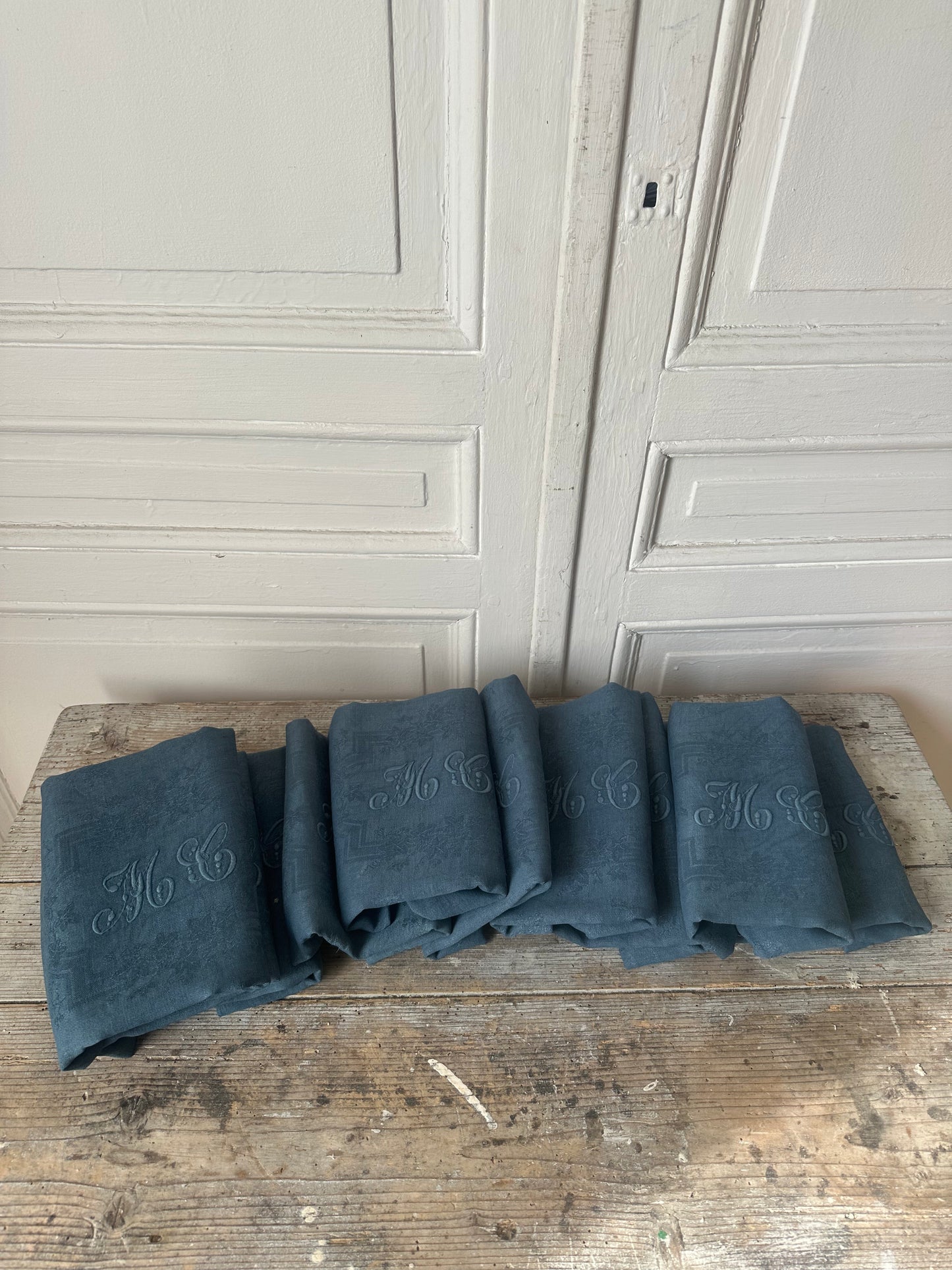 11 serviettes bleues