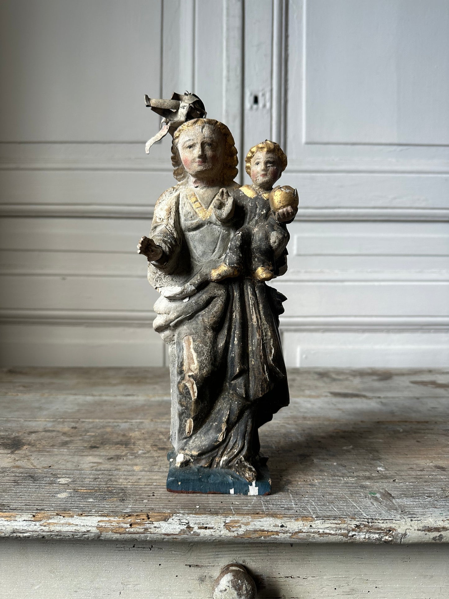 Vierge à l’enfant