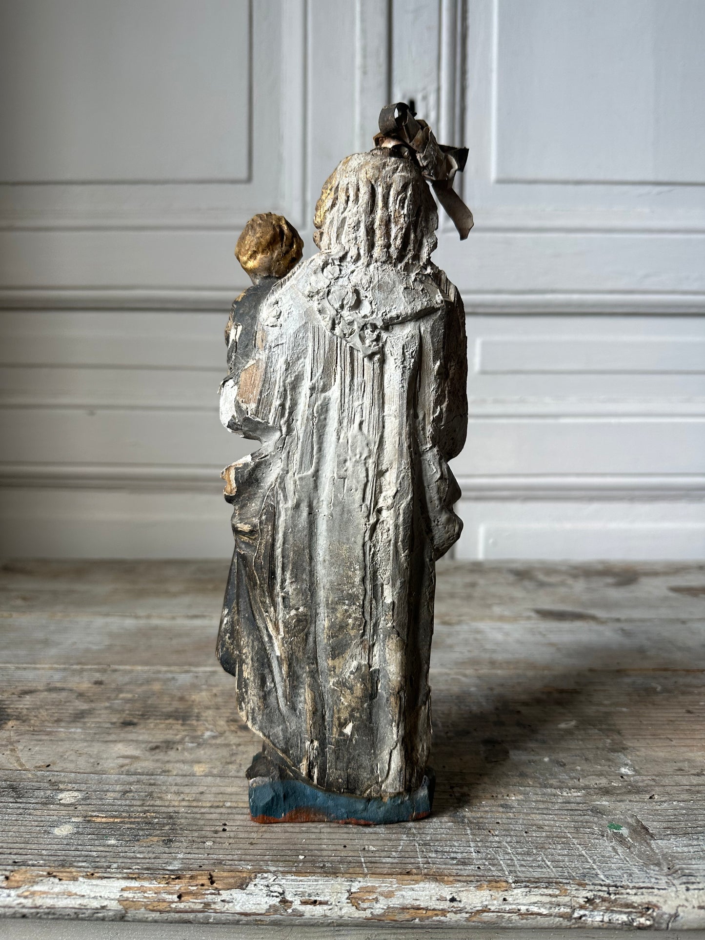 Vierge à l’enfant