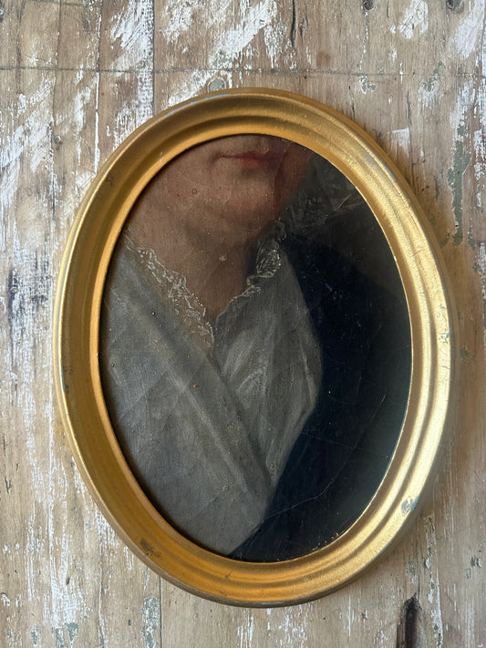 Le chemisier de dentelle