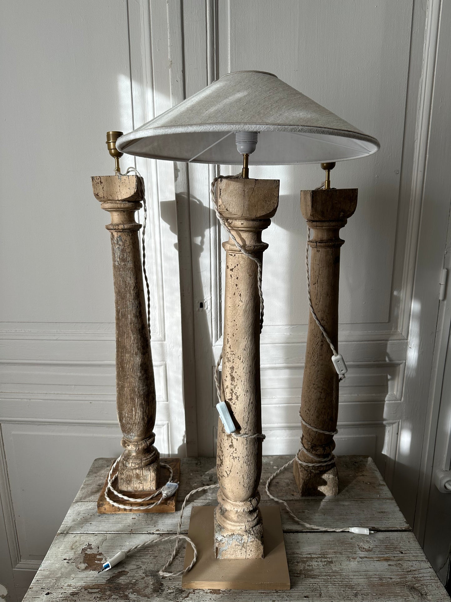 Lampe balustre en chêne massif