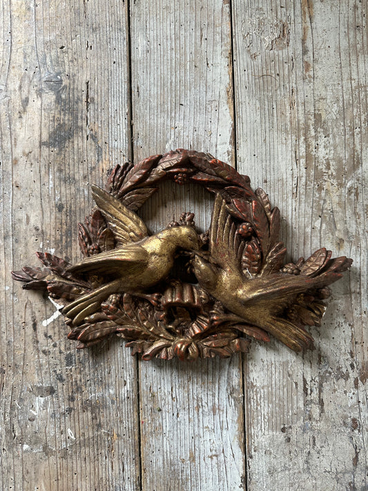 Fronton aux oiseaux