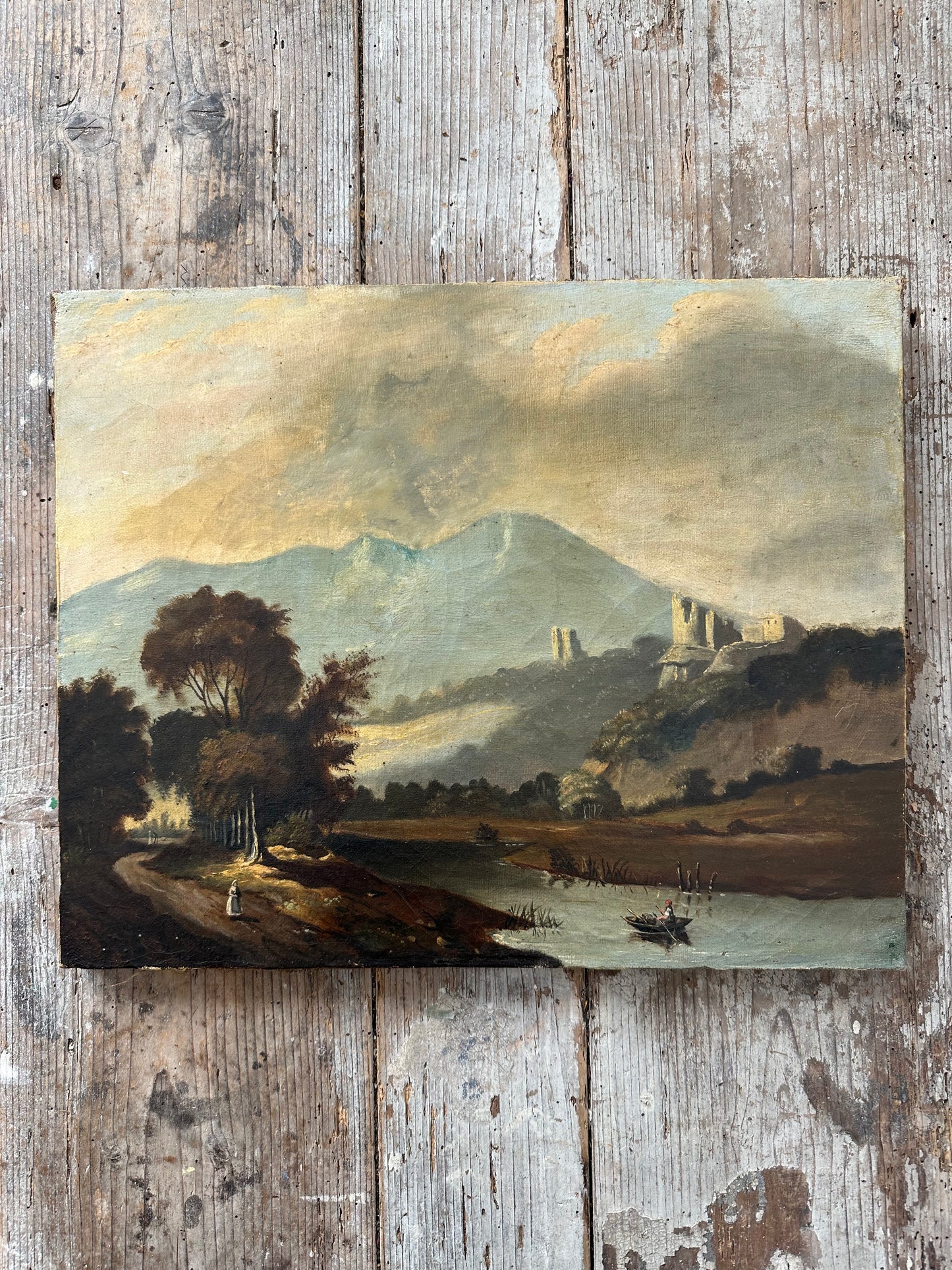La rivière au pied des ruines